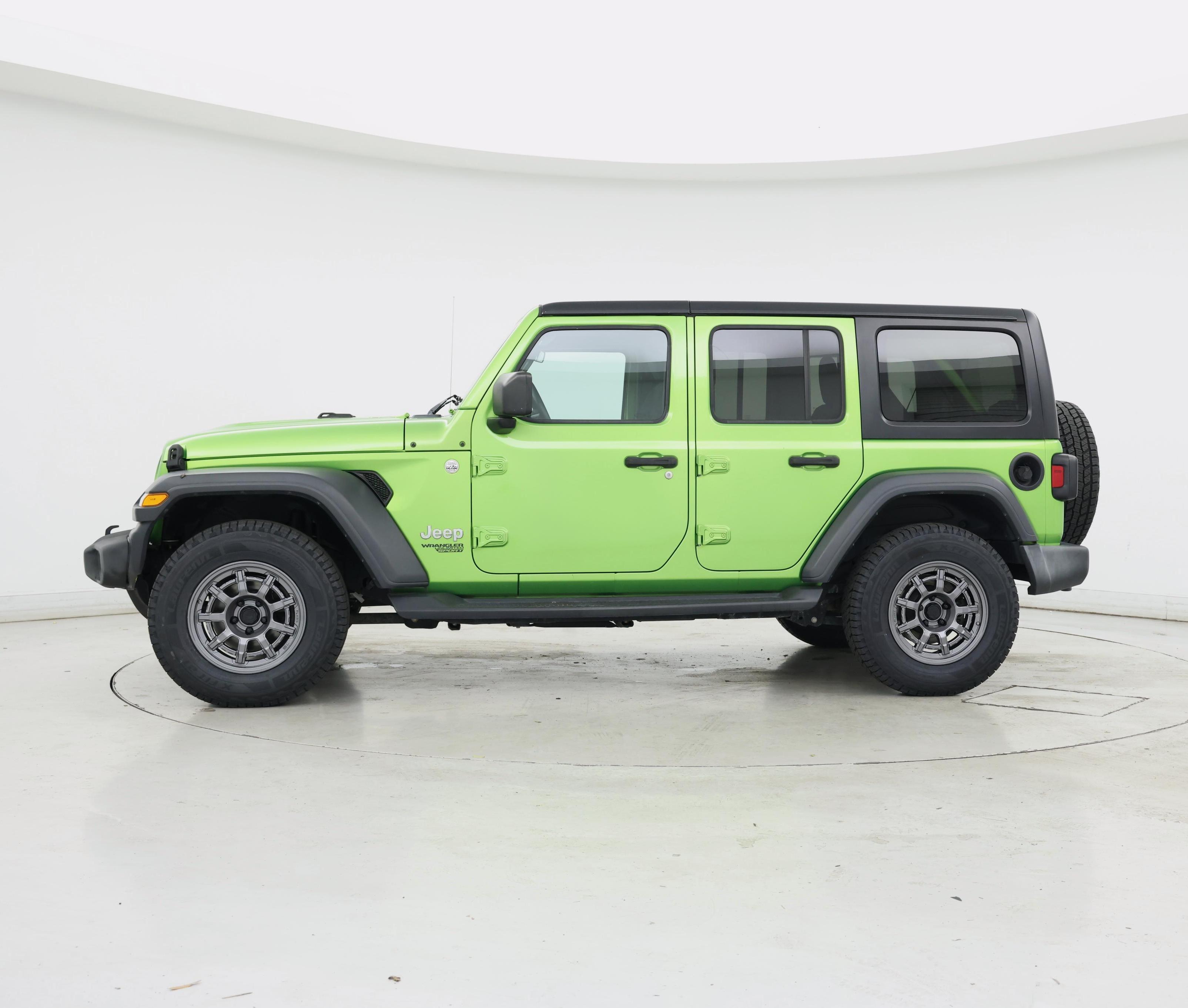 Thumbnail: 2018 Jeep Wrangler - 3