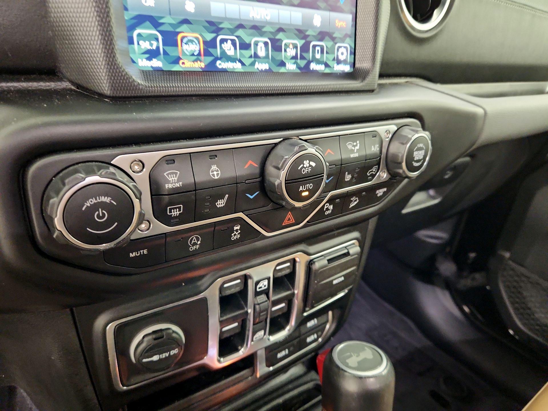 Thumbnail: 2021 Jeep Wrangler - 17