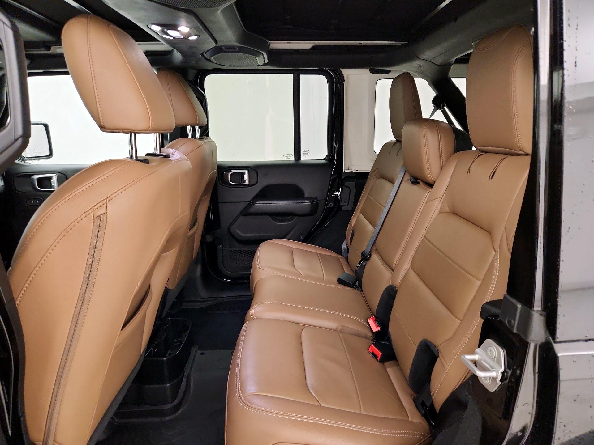 Thumbnail: 2021 Jeep Wrangler - 20