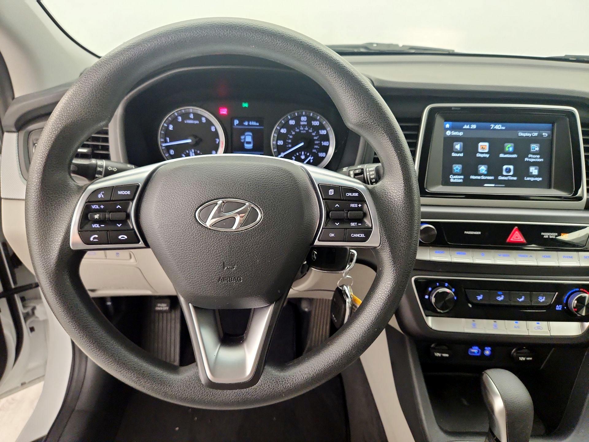 Thumbnail: 2018 Hyundai Sonata - 10