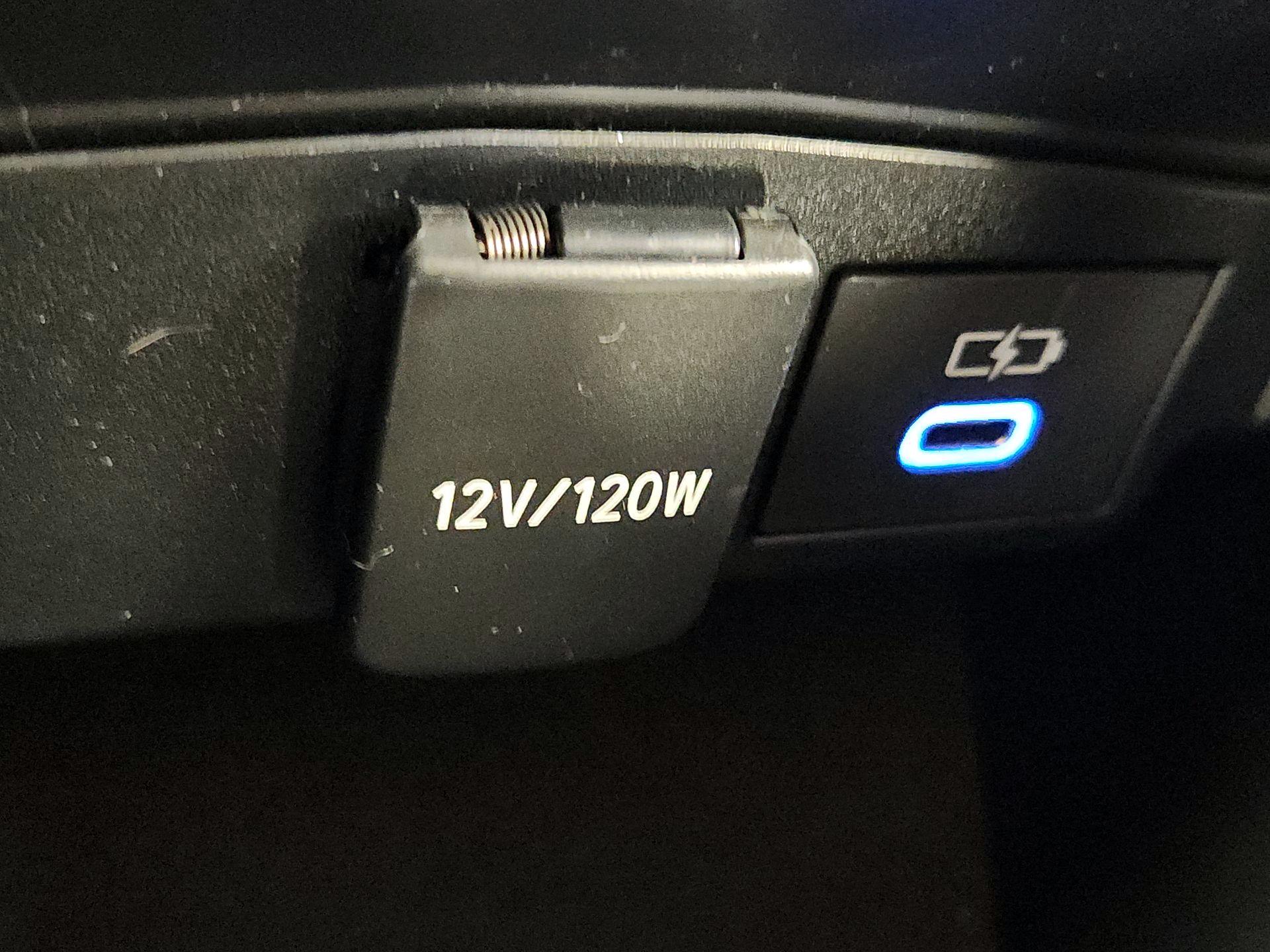 Thumbnail: 2022 Toyota Corolla - 19