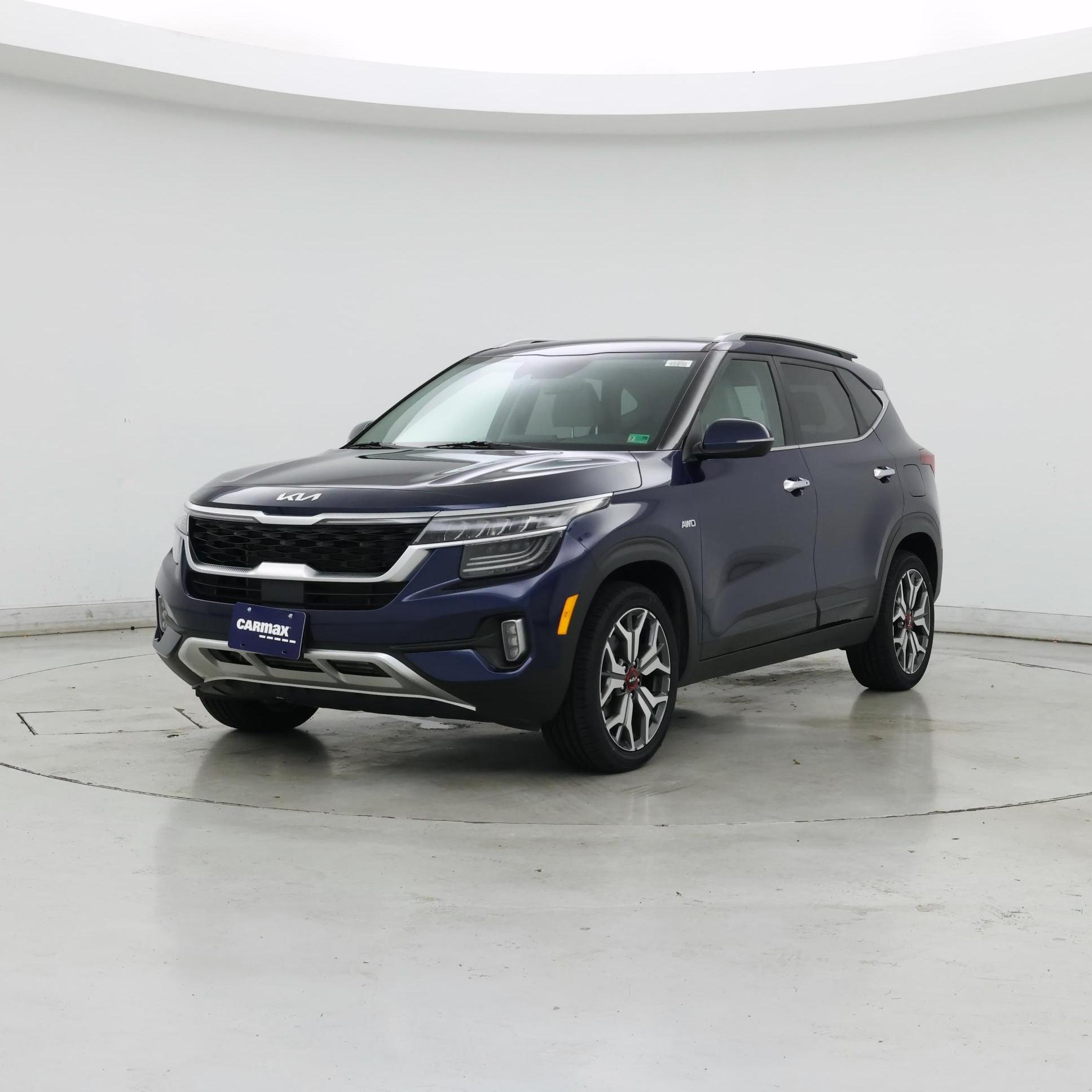 Thumbnail: 2022 Kia Seltos - 4