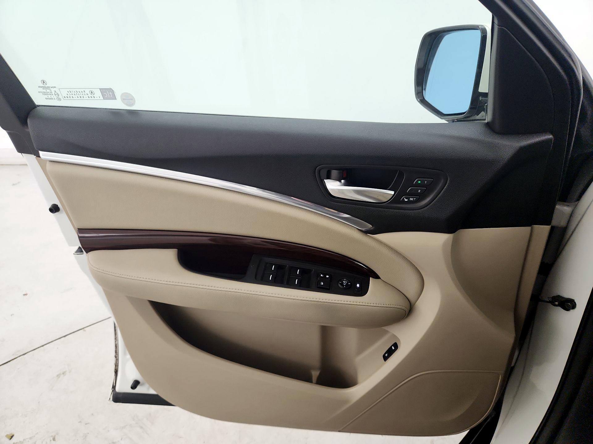 Thumbnail: 2015 Acura MDX - 12