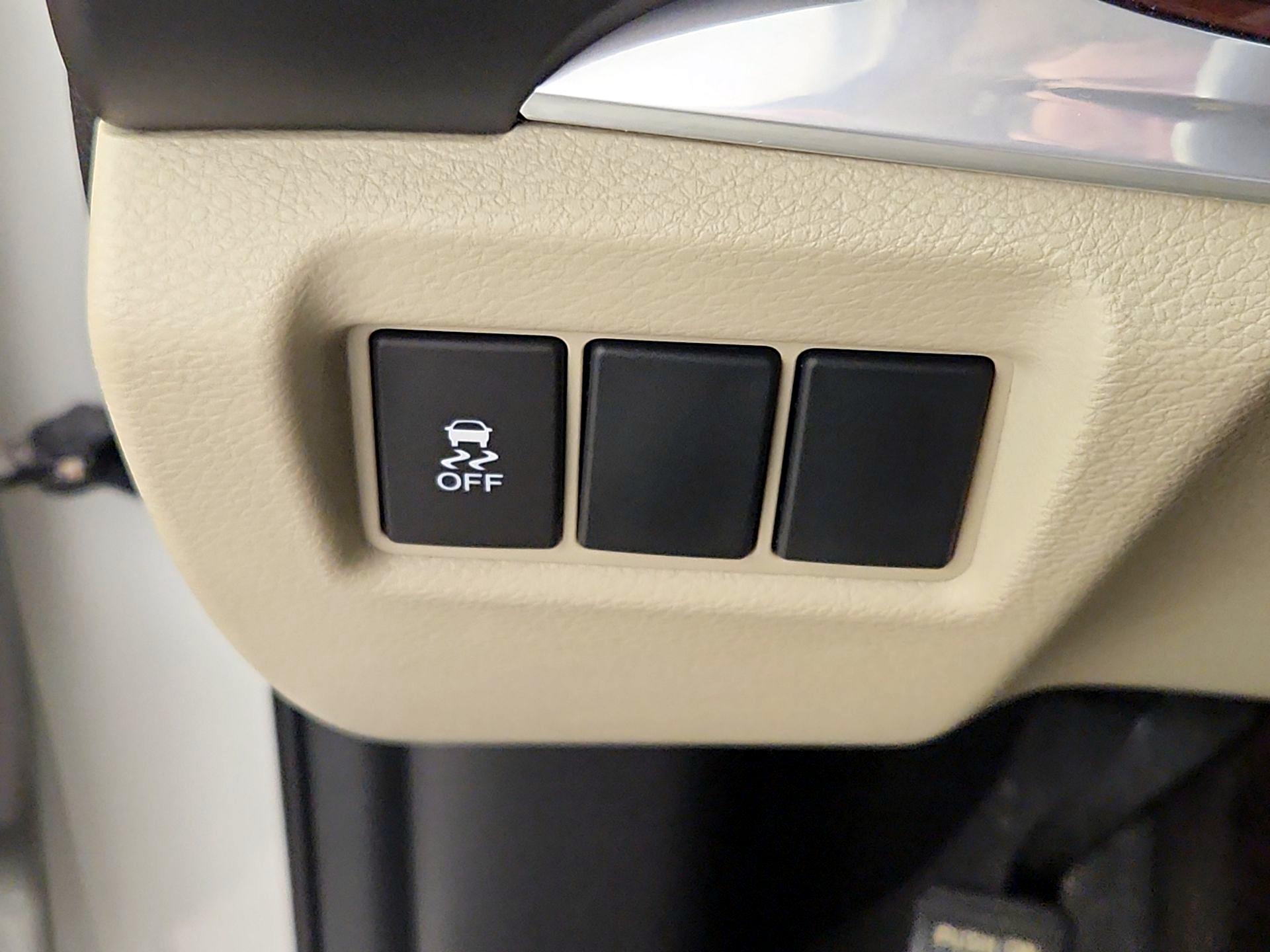 Thumbnail: 2015 Acura MDX - 13
