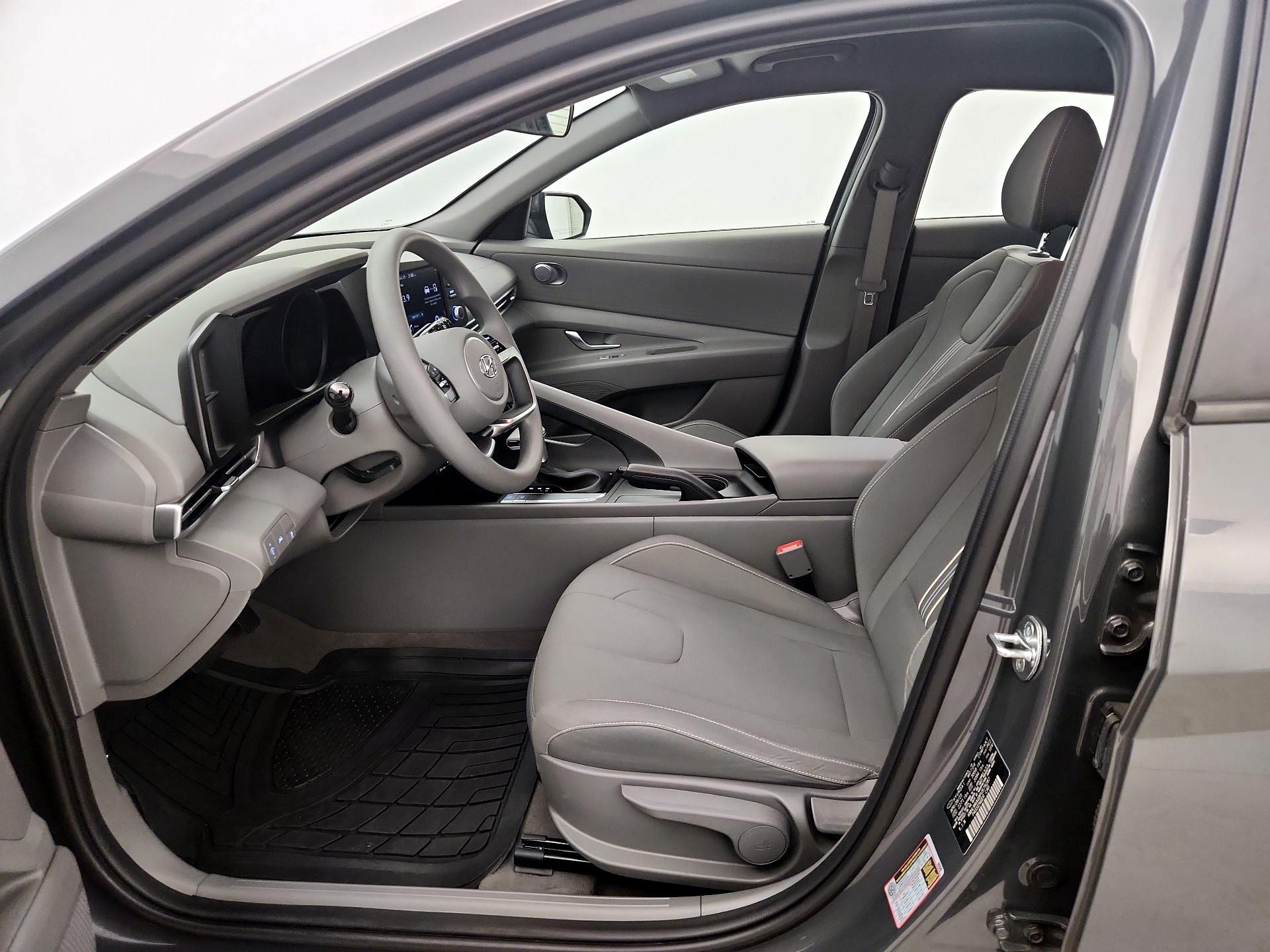Thumbnail: 2023 Hyundai Elantra - 11