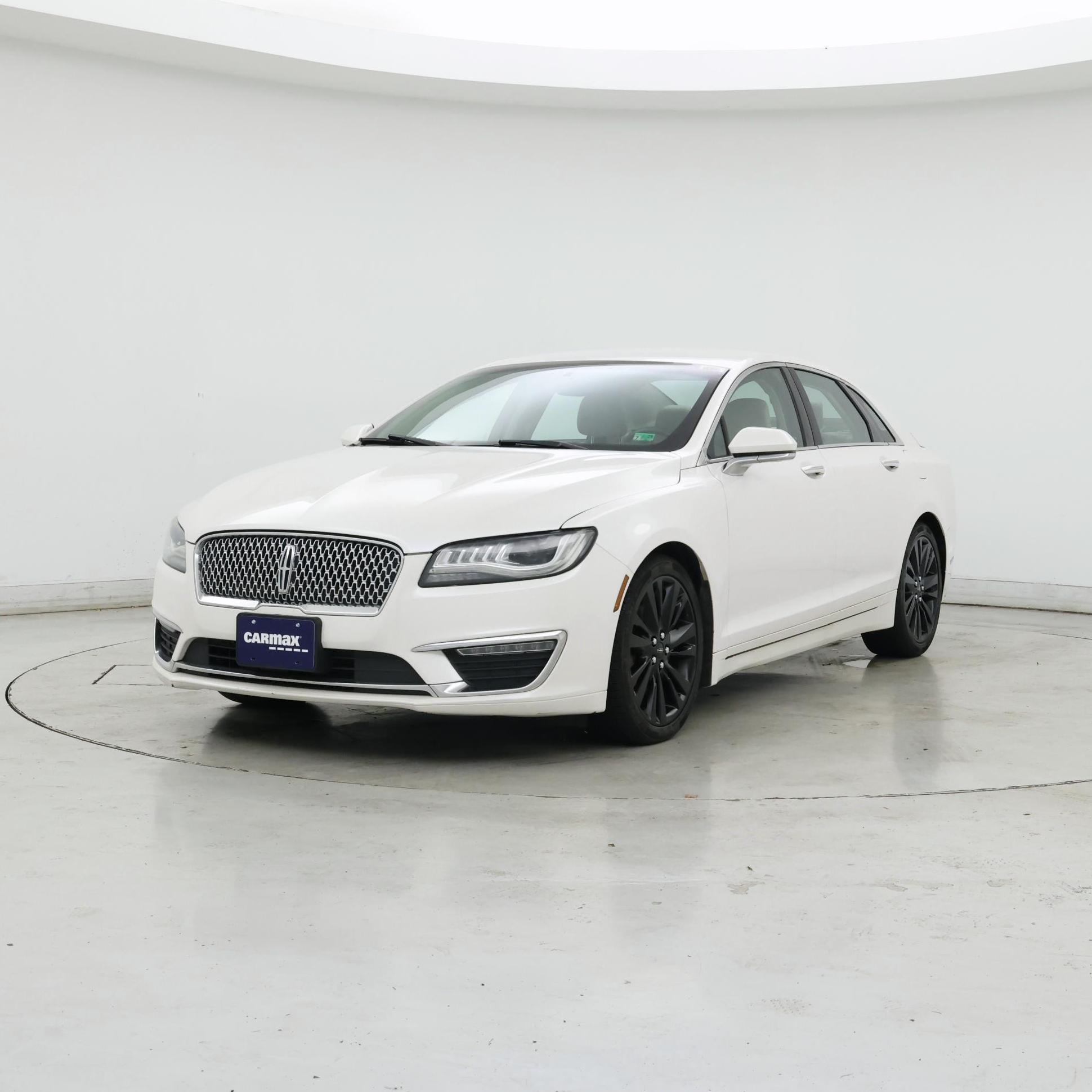 Thumbnail: 2017 Lincoln MKZ - 4