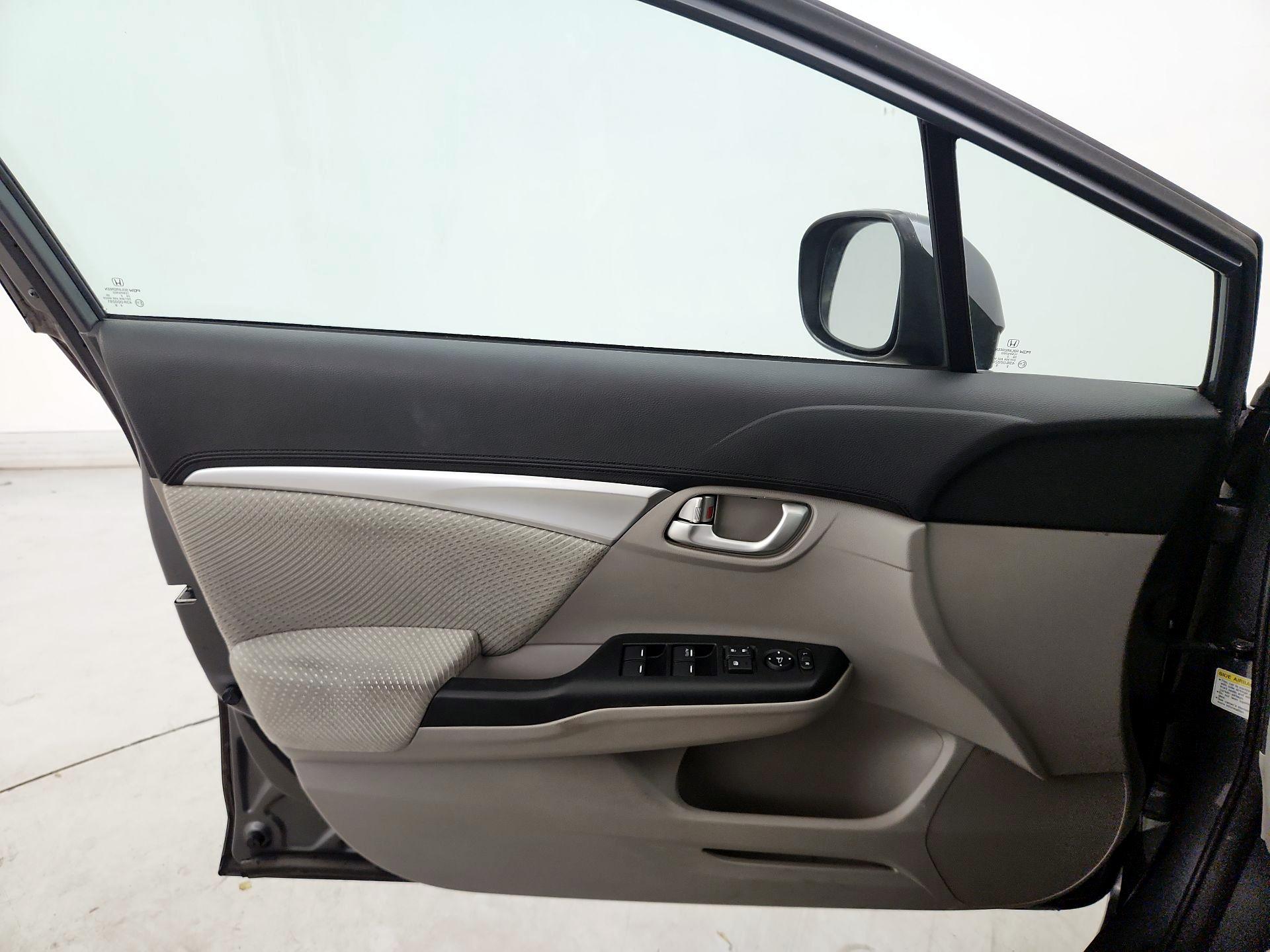 Thumbnail: 2013 Honda Civic - 12