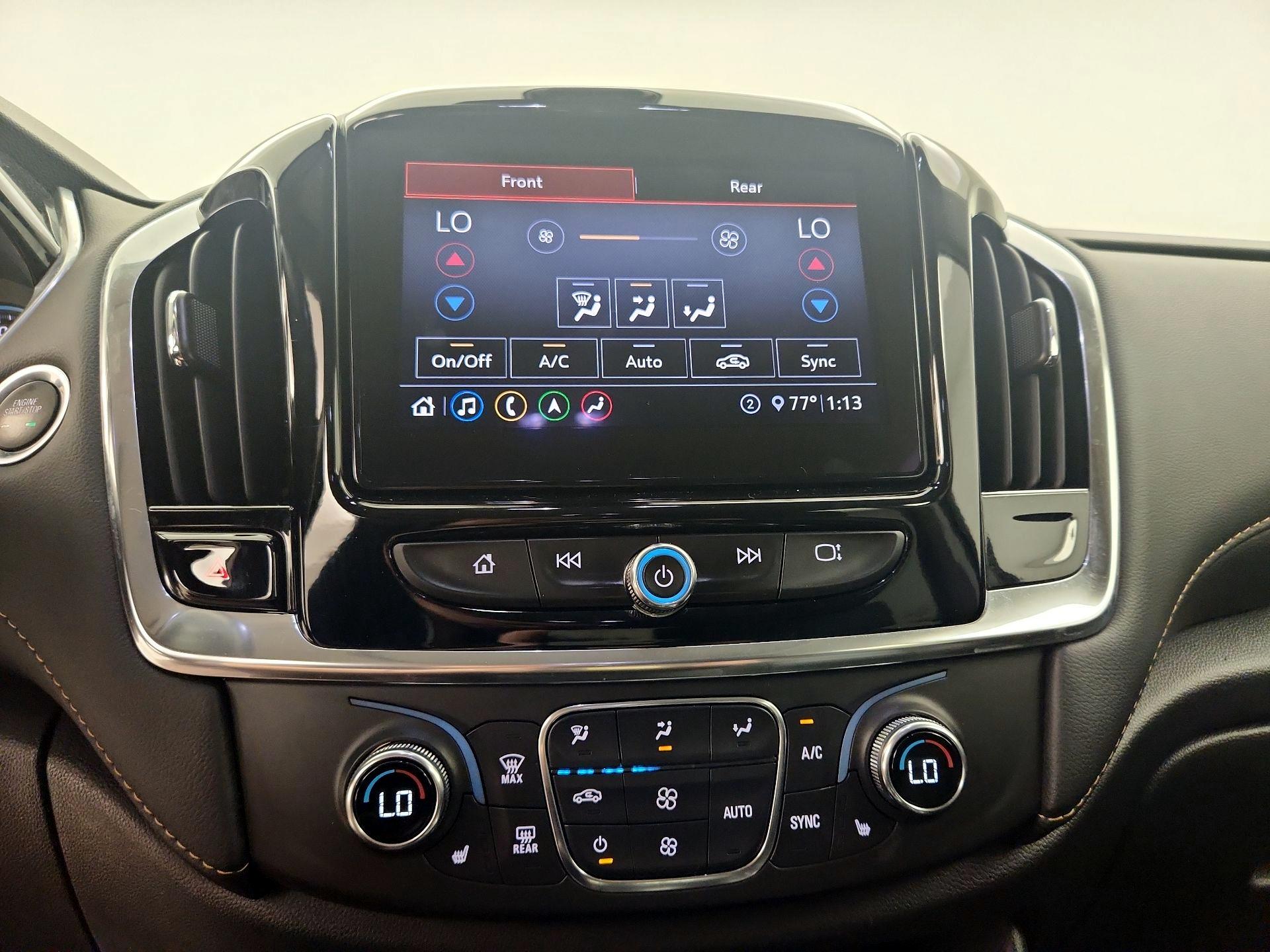 Thumbnail: 2021 Chevrolet Traverse - 17