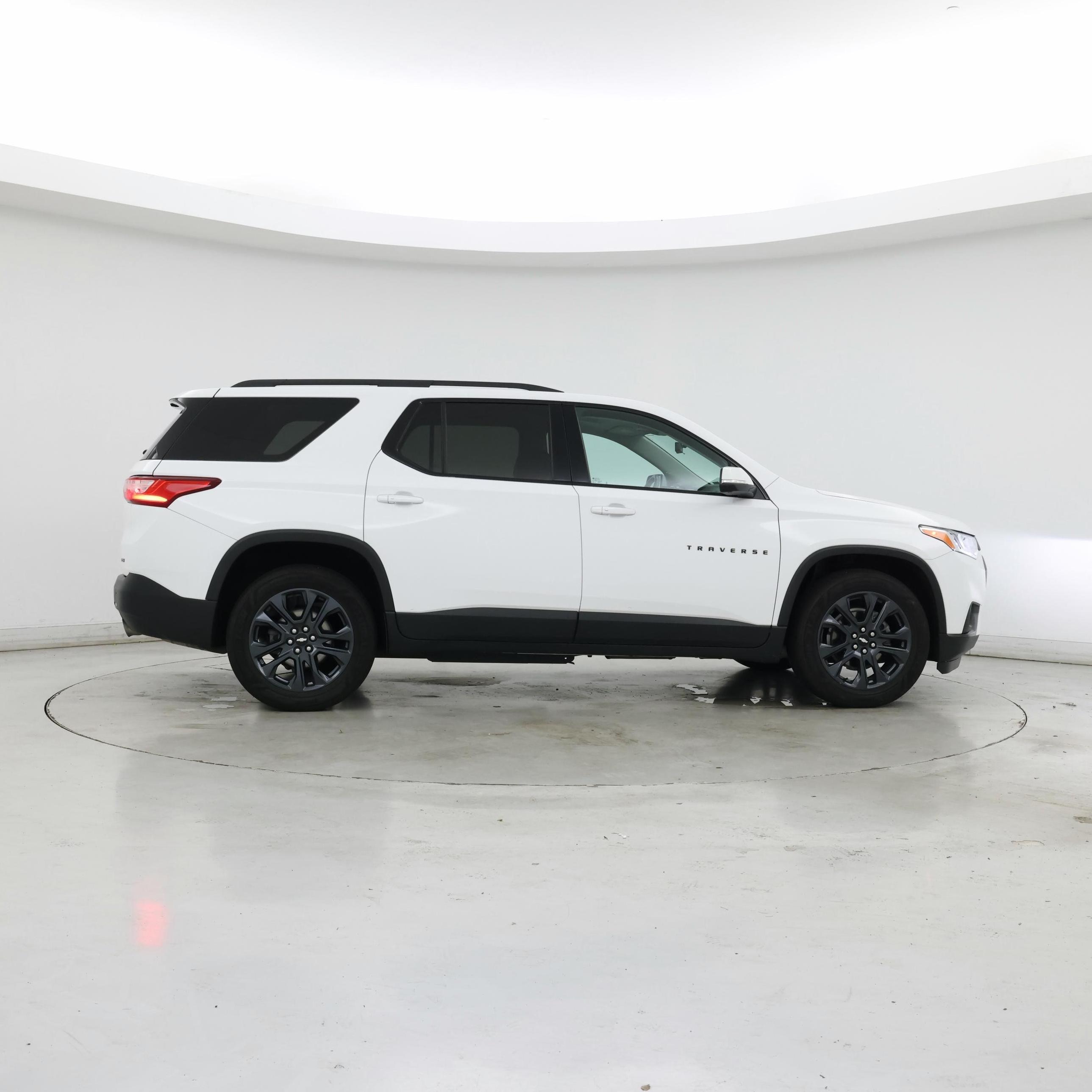 Thumbnail: 2021 Chevrolet Traverse - 7