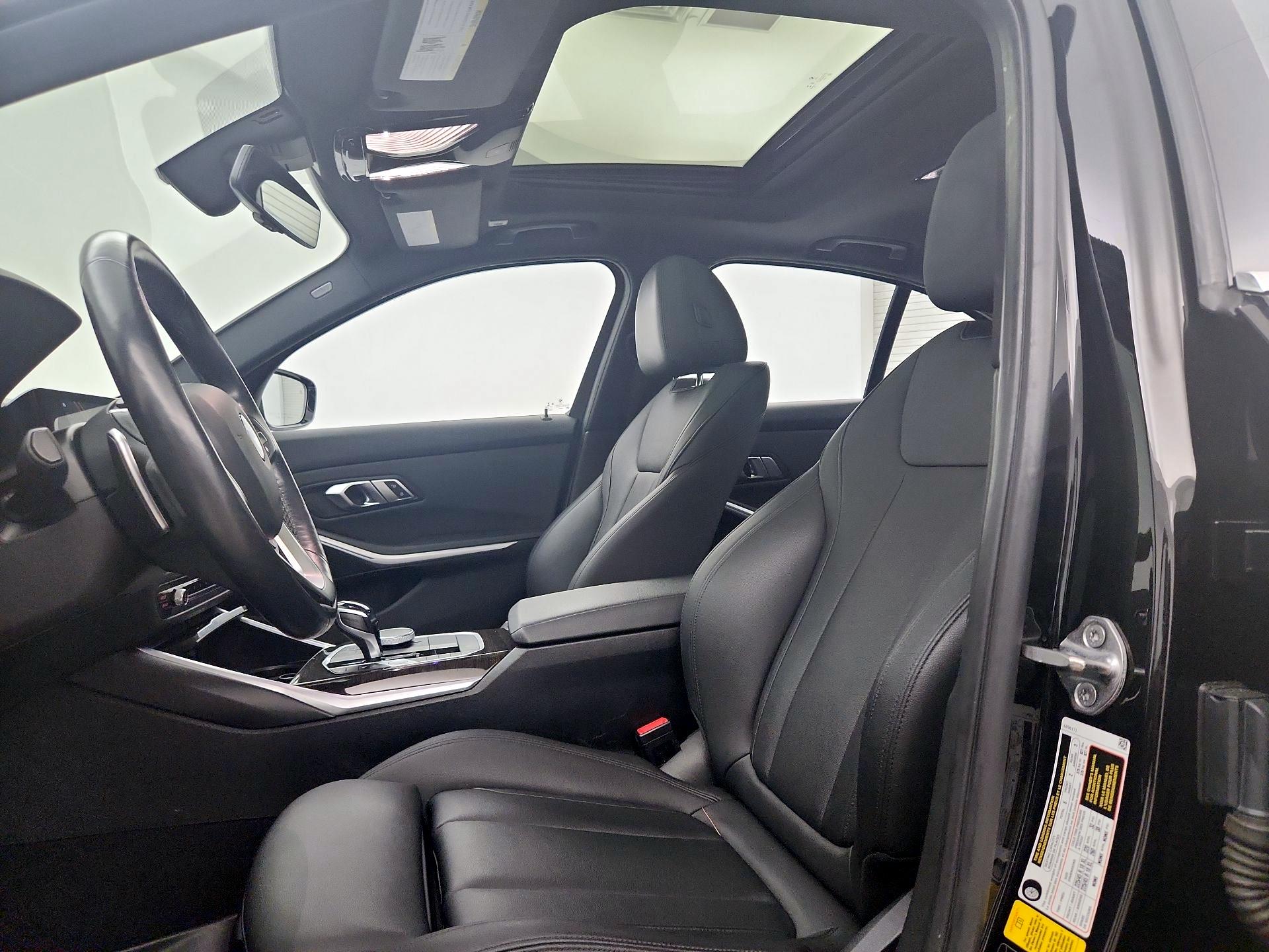 Thumbnail: 2019 BMW 3 Series - 20