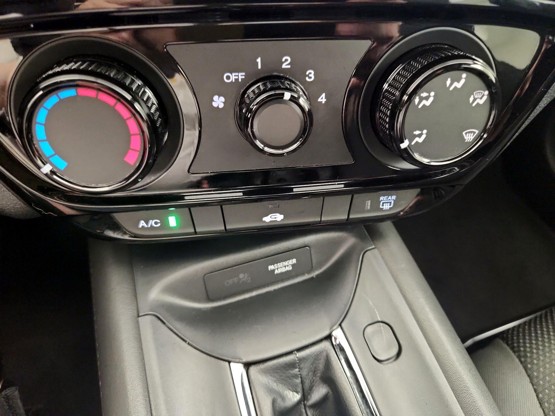Thumbnail: 2022 Honda HR-V - 16