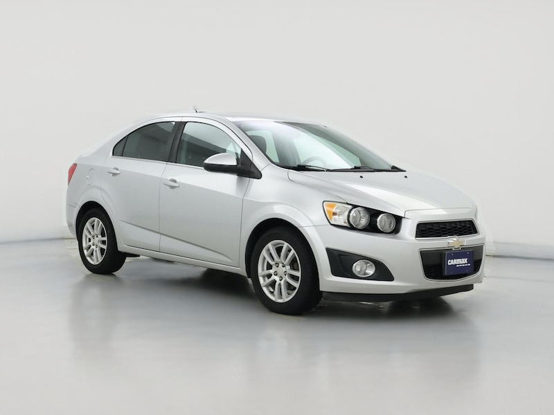 2016 Chevrolet Sonic LT -
                  Sterling, VA