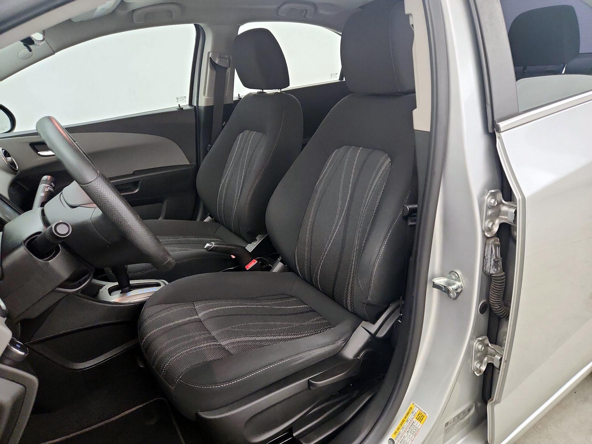 Thumbnail: 2016 Chevrolet Sonic - 11