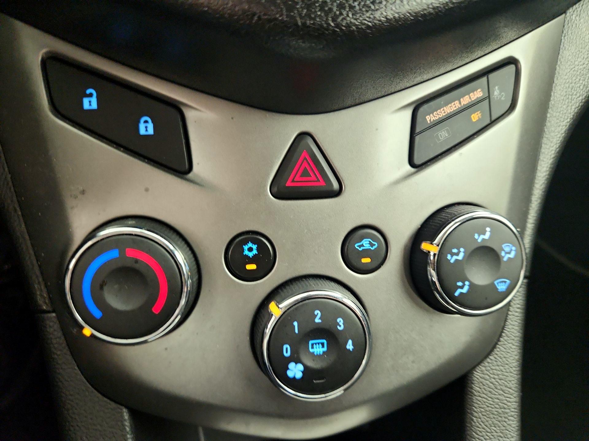 Thumbnail: 2016 Chevrolet Sonic - 15