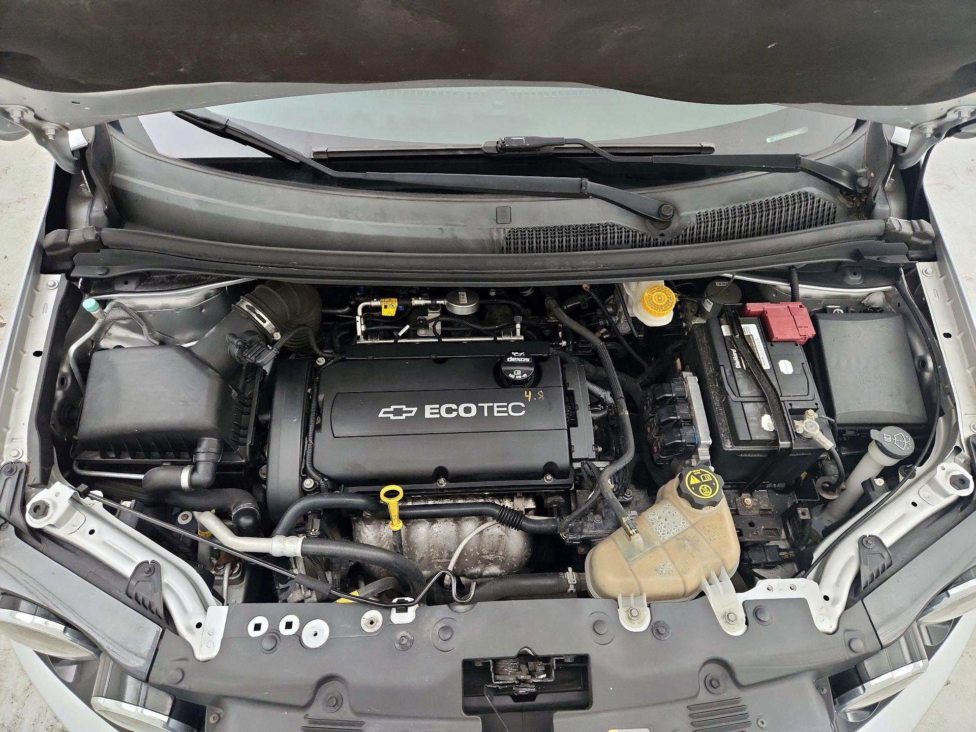 Thumbnail: 2016 Chevrolet Sonic - 20
