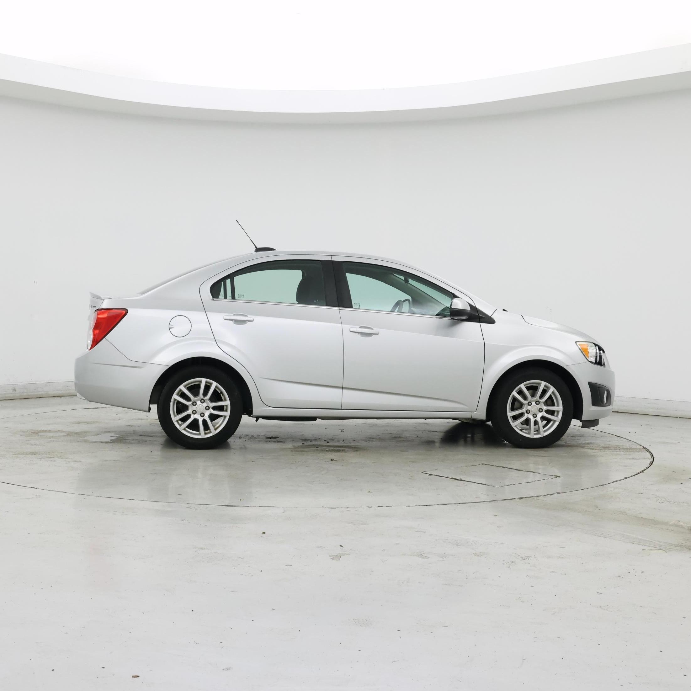 Thumbnail: 2016 Chevrolet Sonic - 7