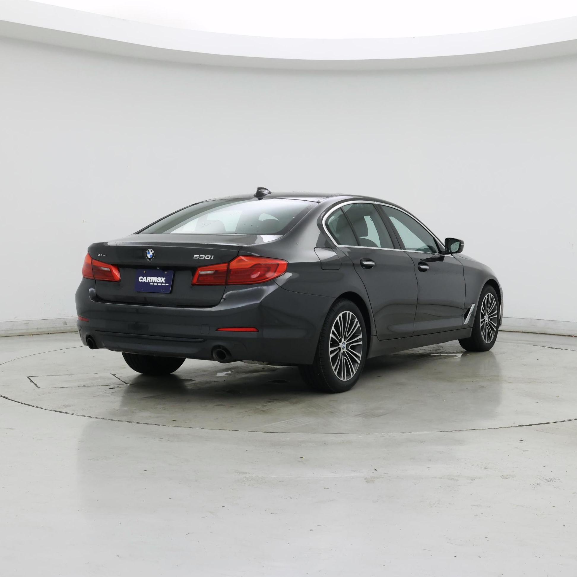 Thumbnail: 2017 BMW 5 Series - 8