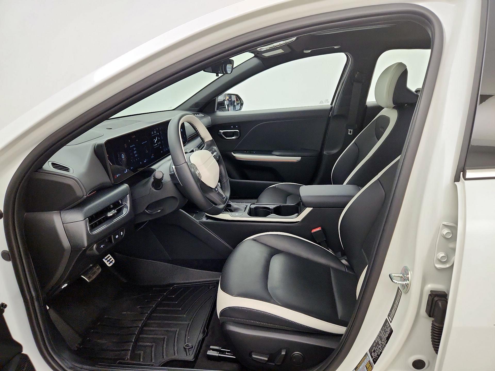 Thumbnail: 2025 Kia K4 - 11