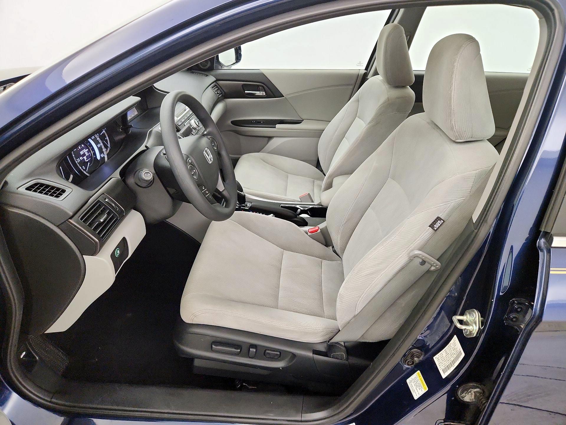 Thumbnail: 2015 Honda Accord - 11