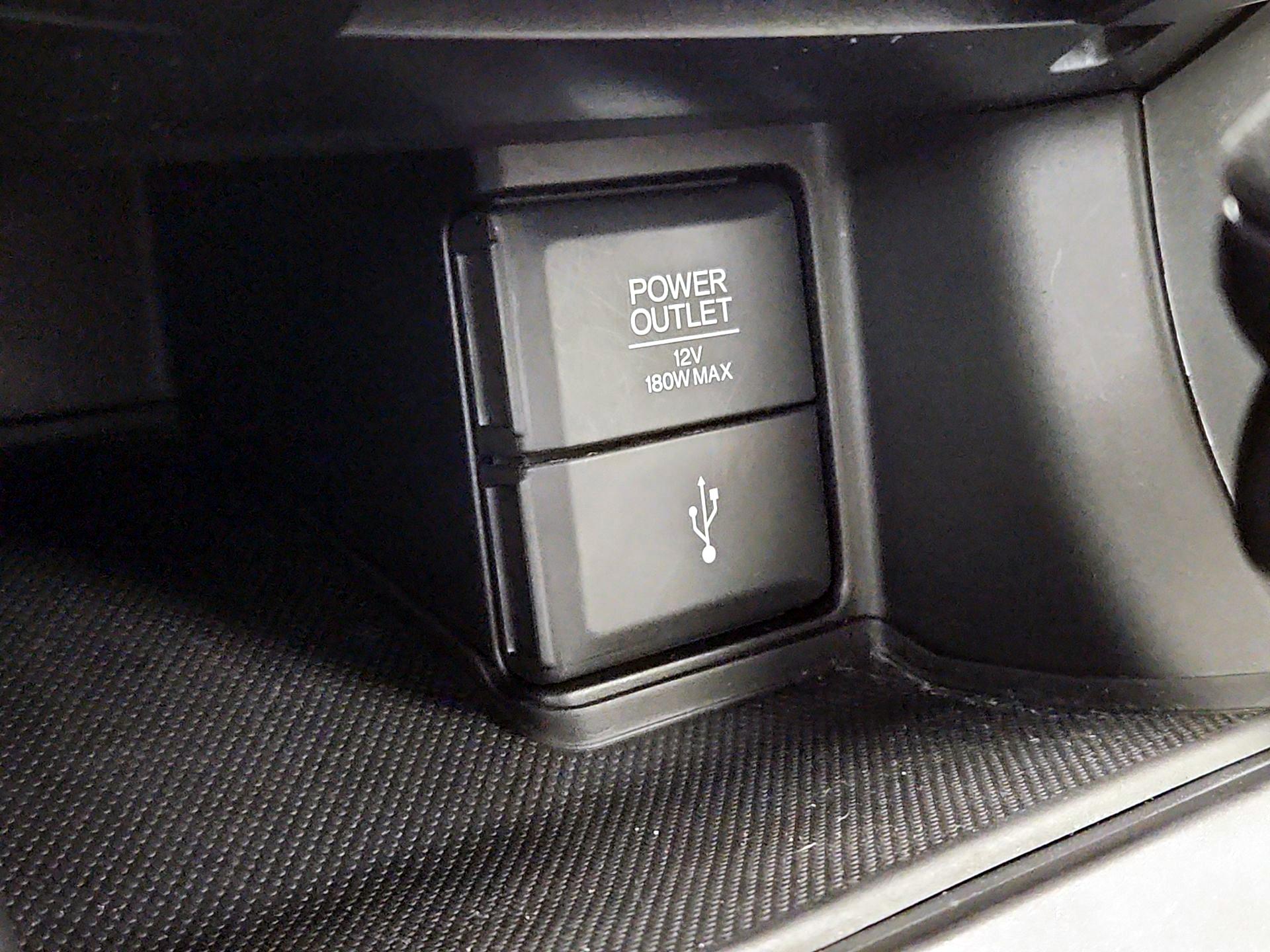 Thumbnail: 2015 Honda Accord - 18