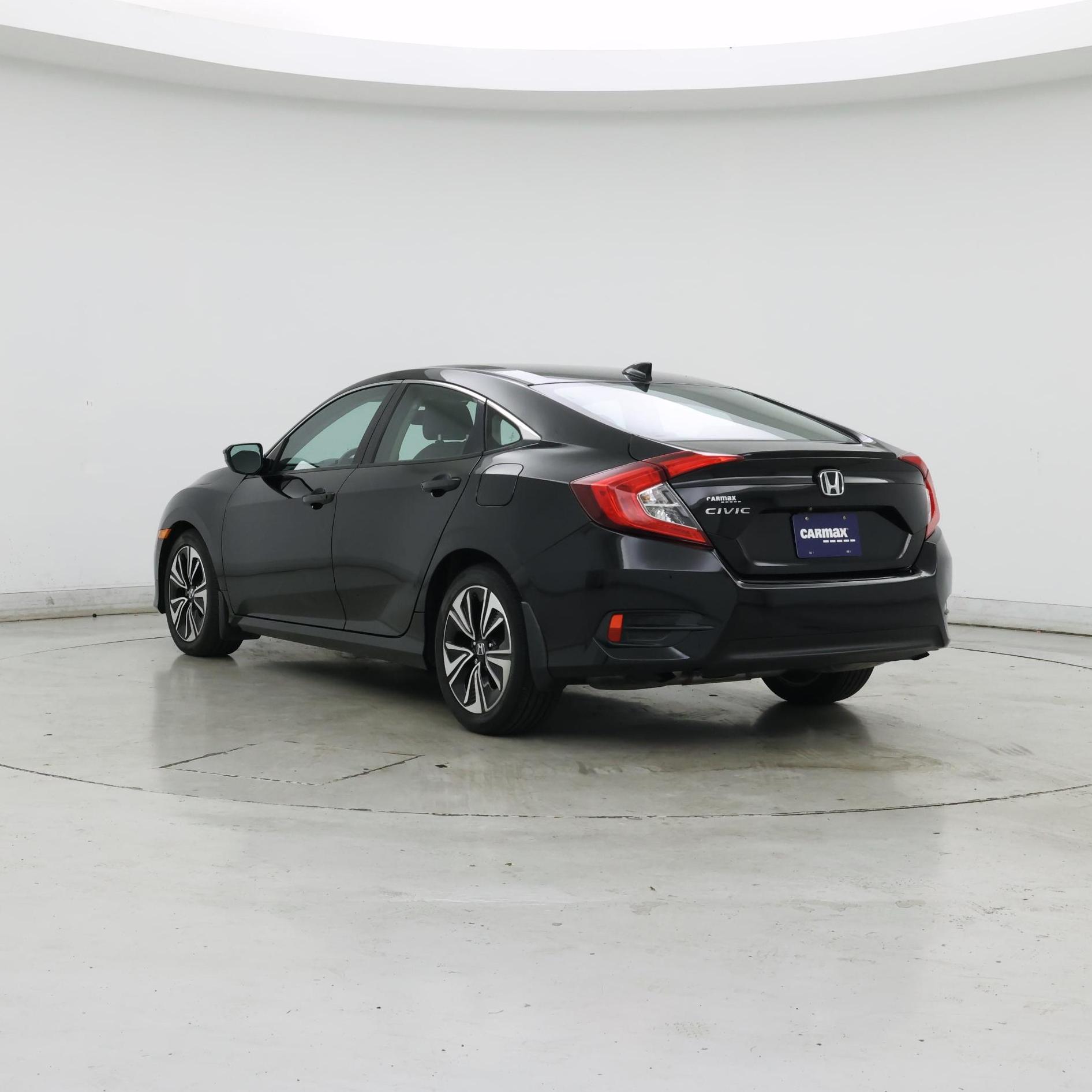 Thumbnail: 2017 Honda Civic - 2