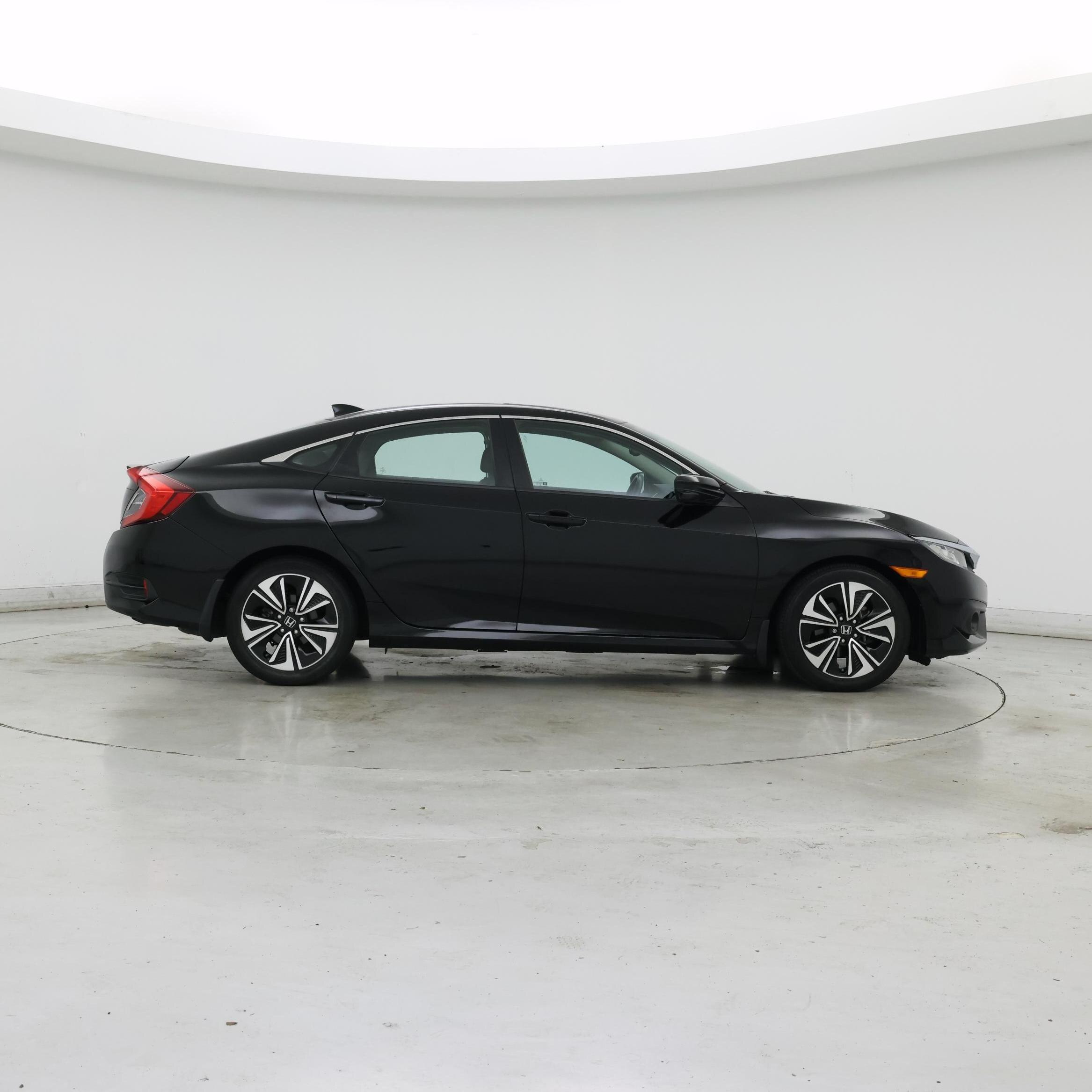 Thumbnail: 2017 Honda Civic - 7