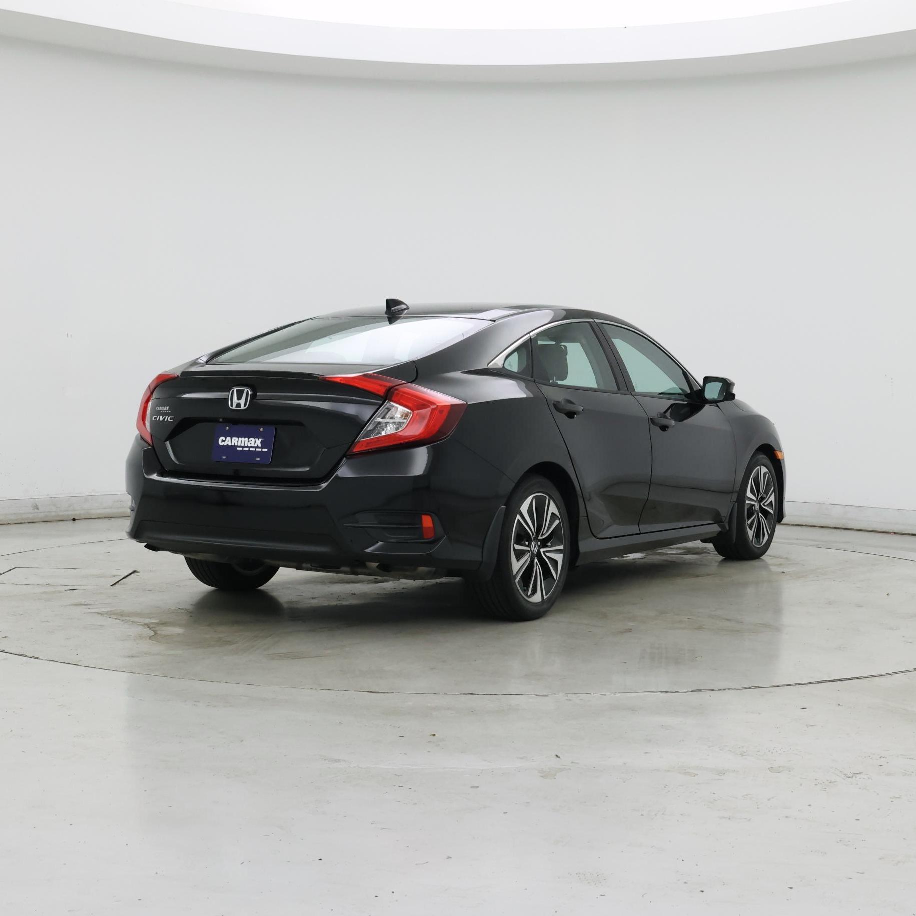 Thumbnail: 2017 Honda Civic - 8