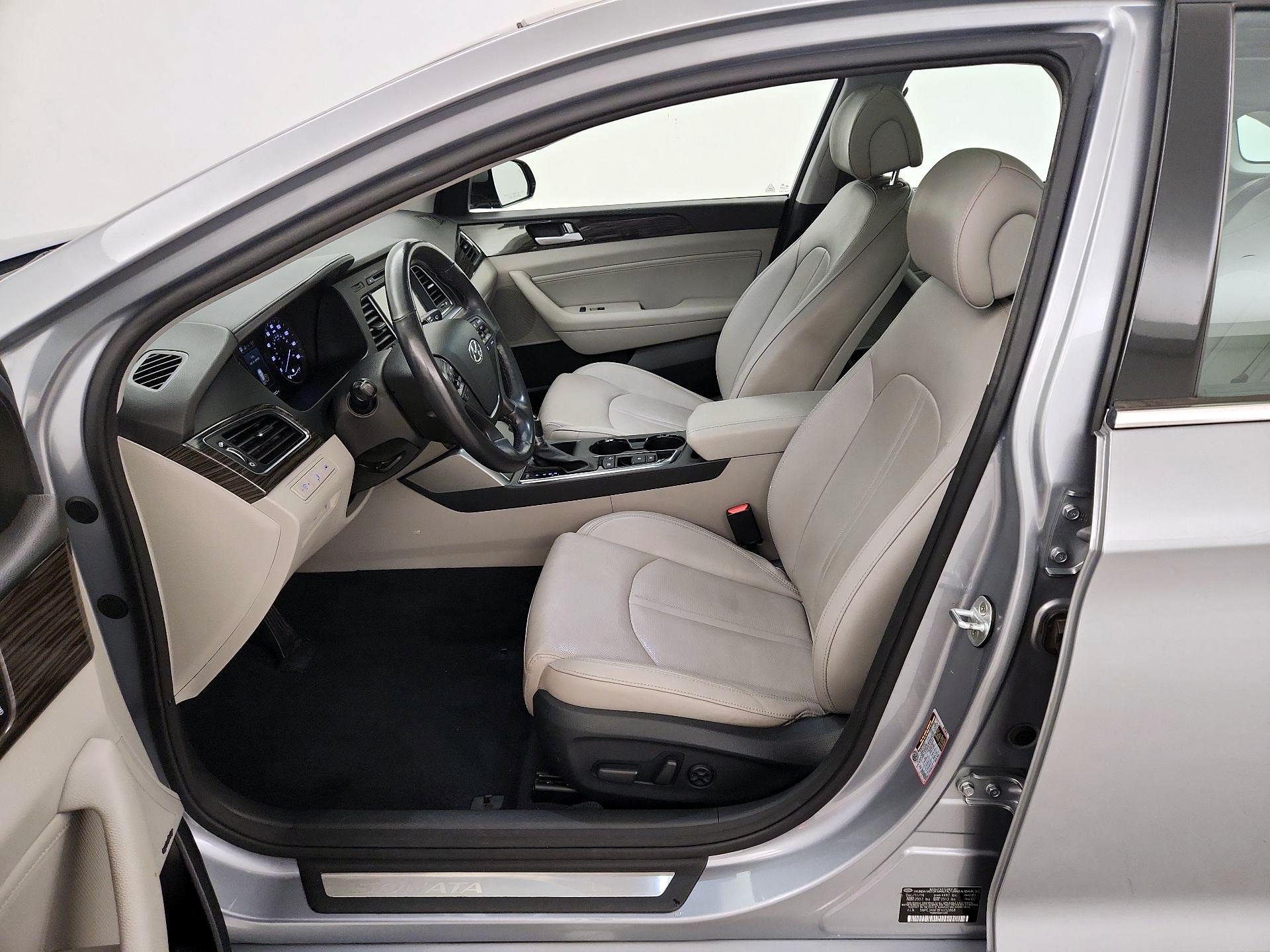 Thumbnail: 2015 Hyundai Sonata - 11