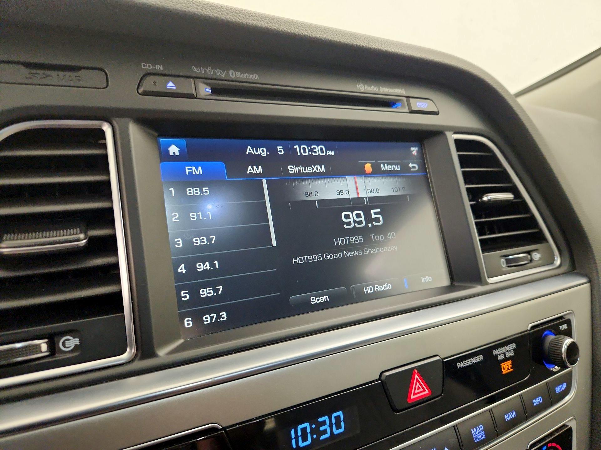Thumbnail: 2015 Hyundai Sonata - 16