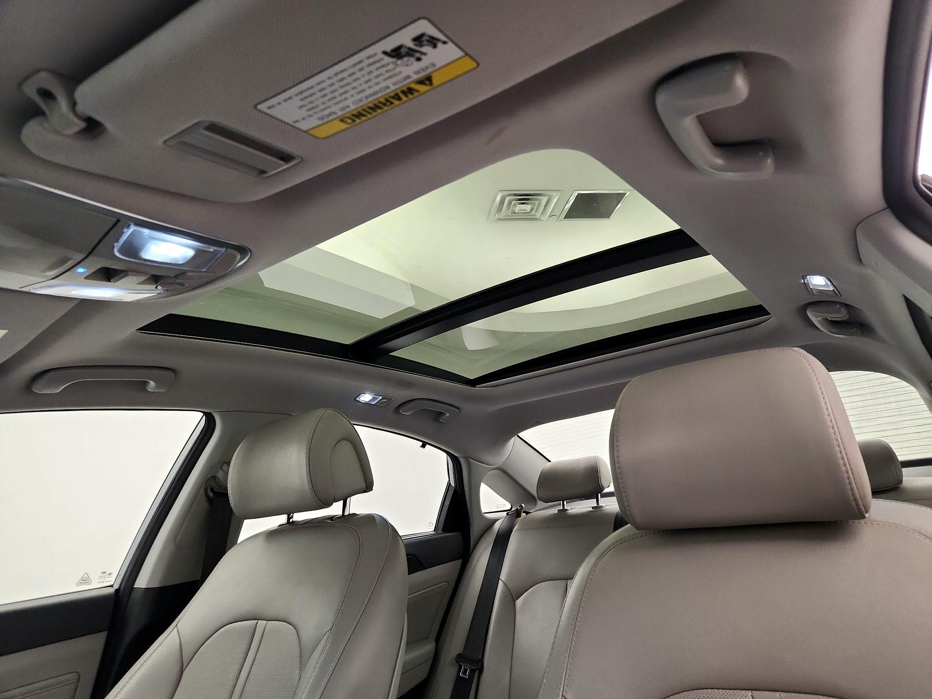 Thumbnail: 2015 Hyundai Sonata - 20