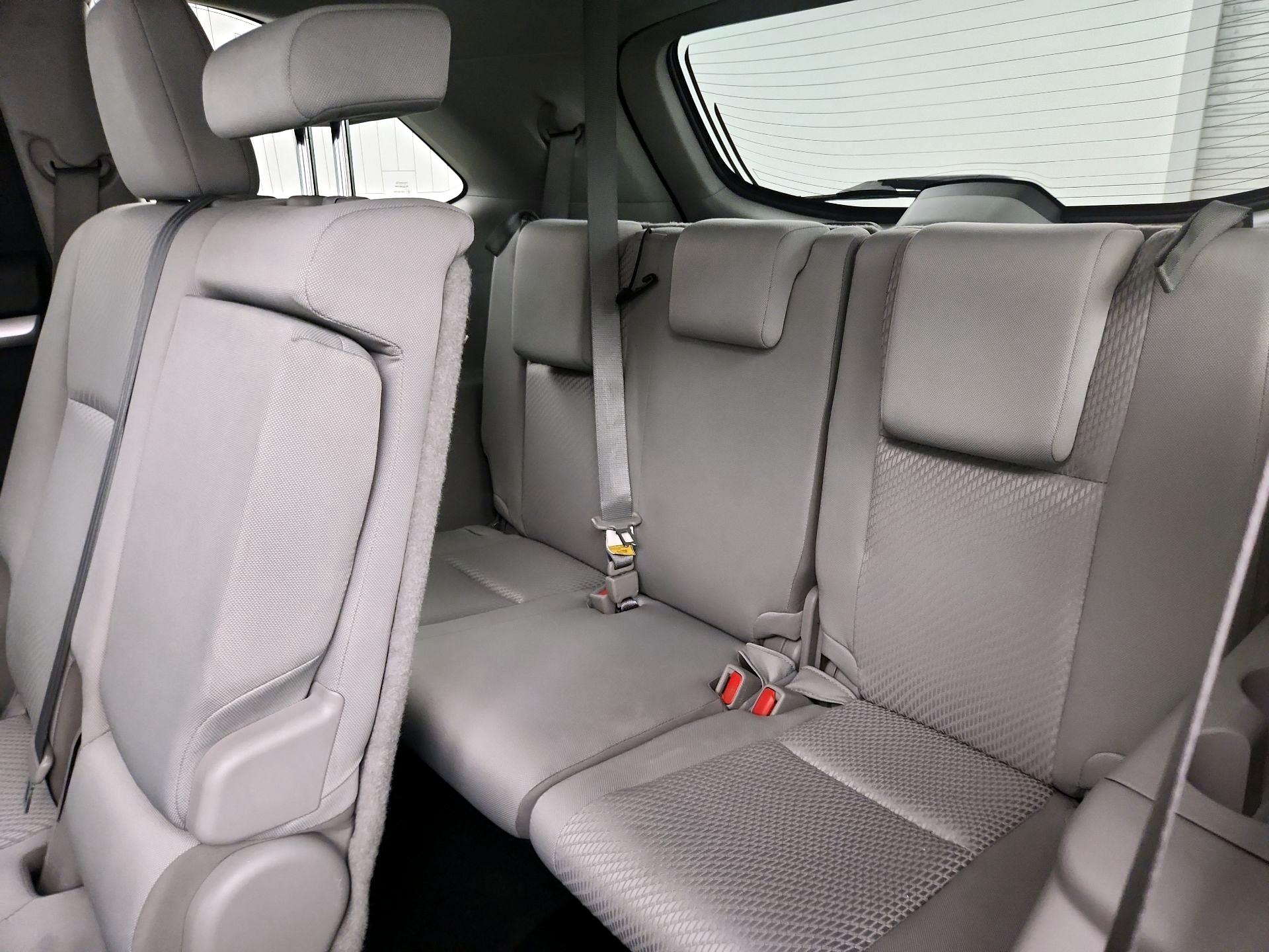 Thumbnail: 2019 Toyota Highlander - 19