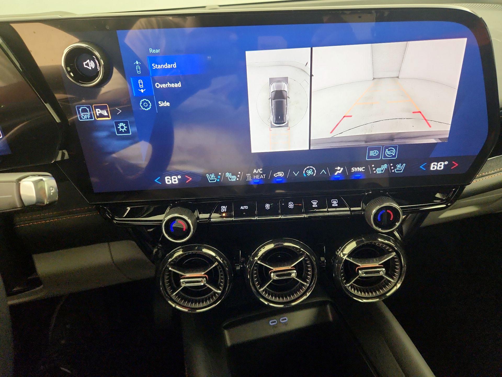 Thumbnail: 2025 Chevrolet Blazer EV - 15