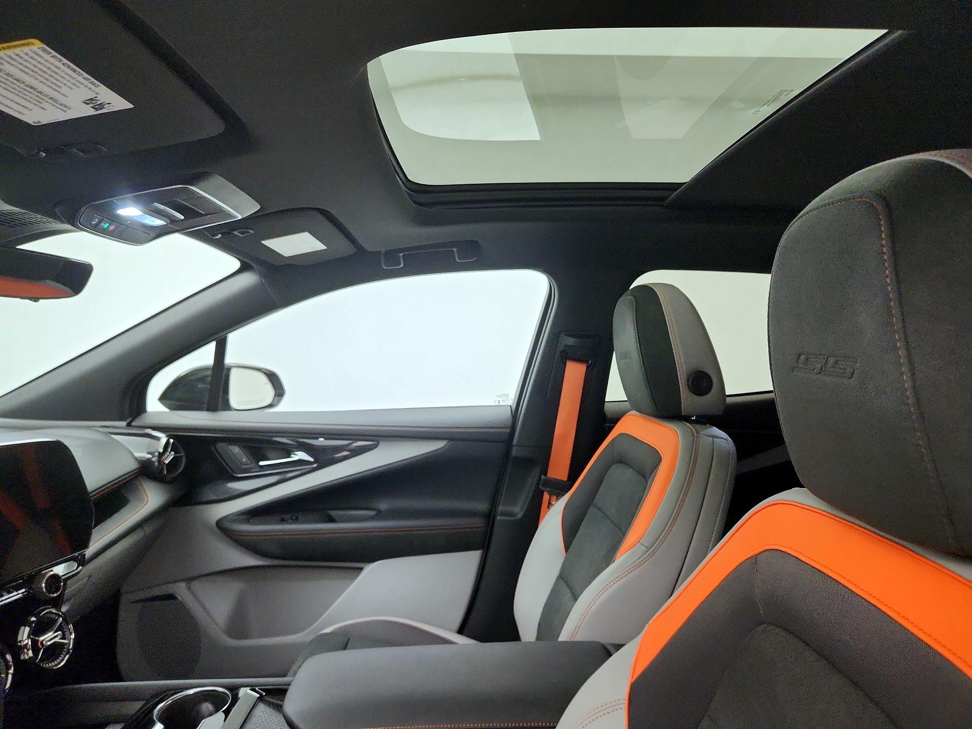 Thumbnail: 2025 Chevrolet Blazer EV - 20