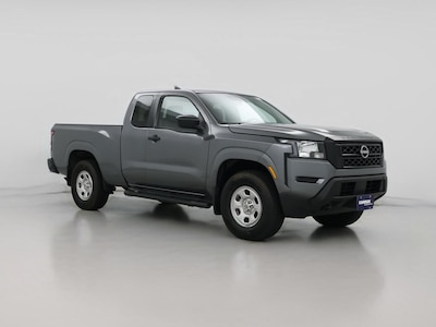 Gray 2022 Nissan Frontier SV