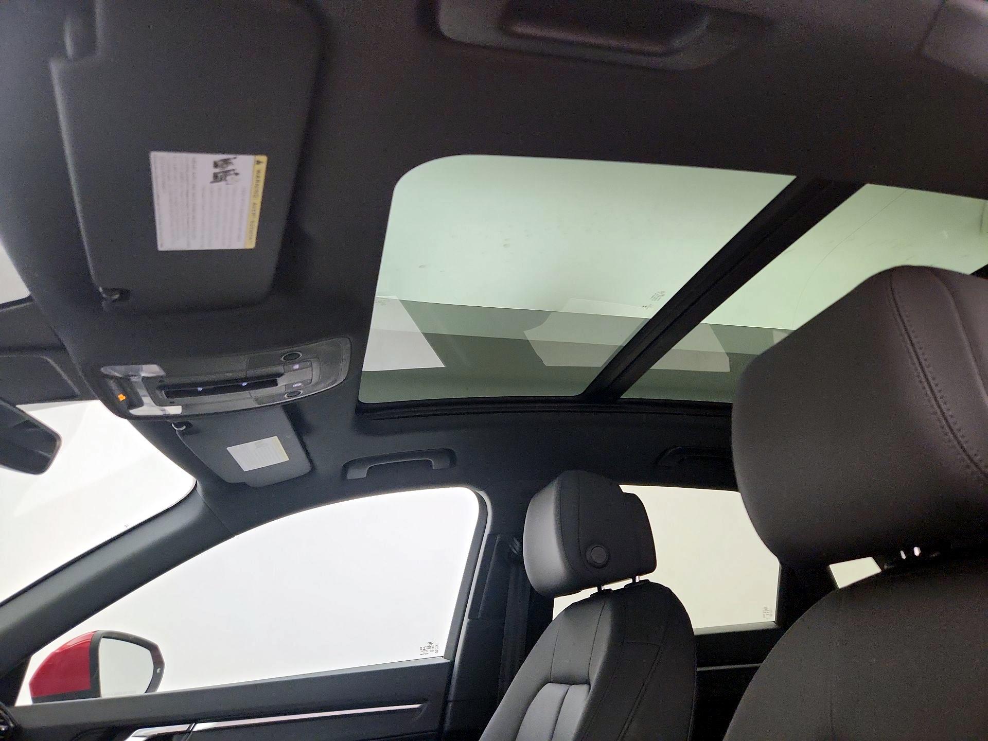 Thumbnail: 2019 Audi Q3 - 19