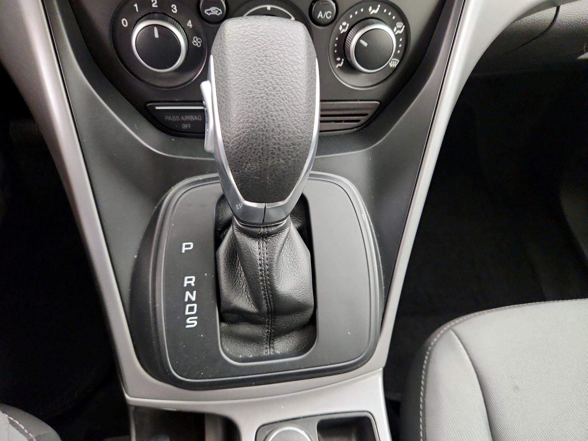 Thumbnail: 2016 Ford Escape - 17