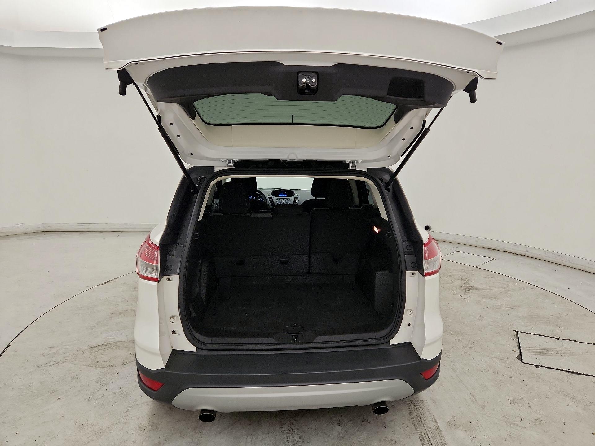 Thumbnail: 2016 Ford Escape - 20