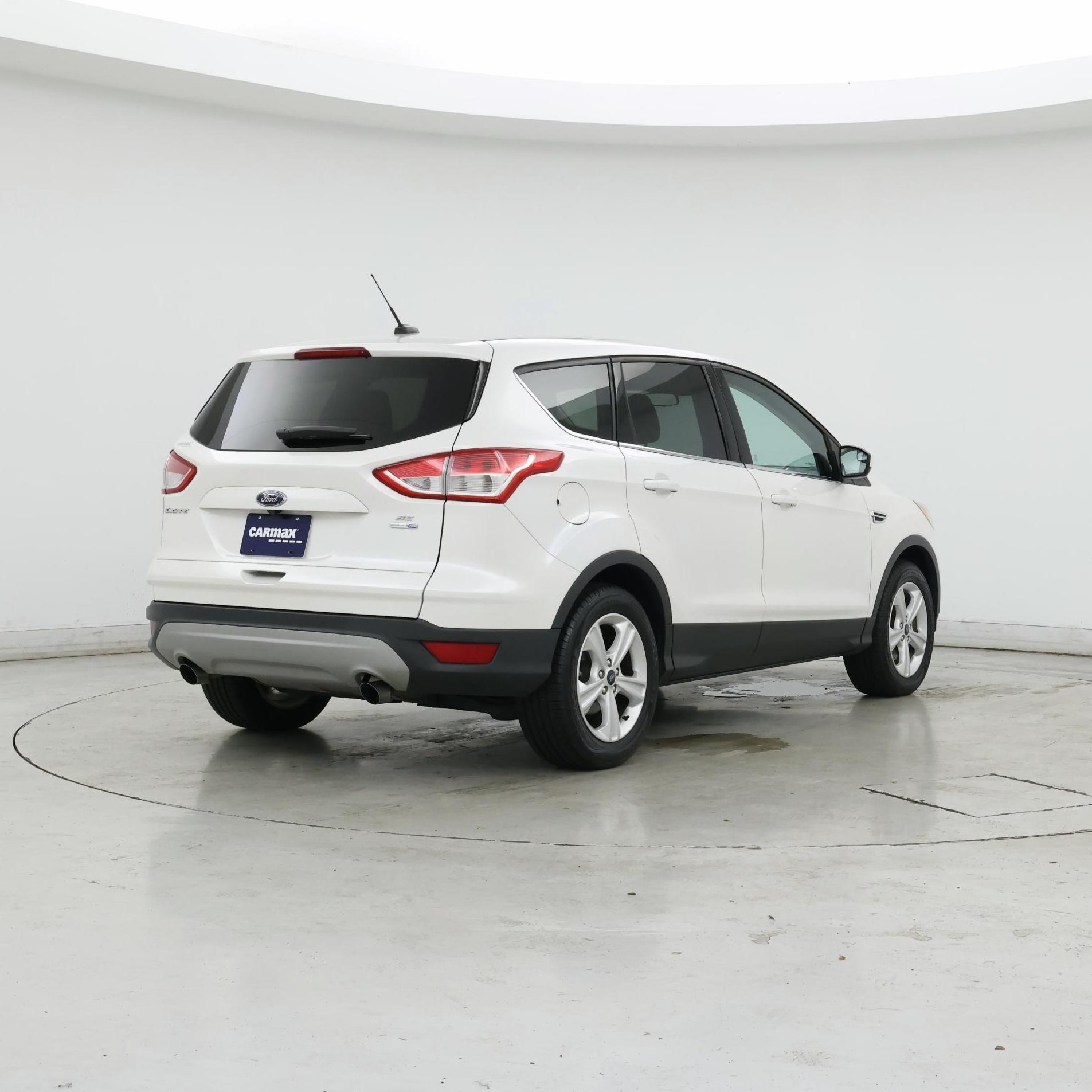 Thumbnail: 2016 Ford Escape - 8