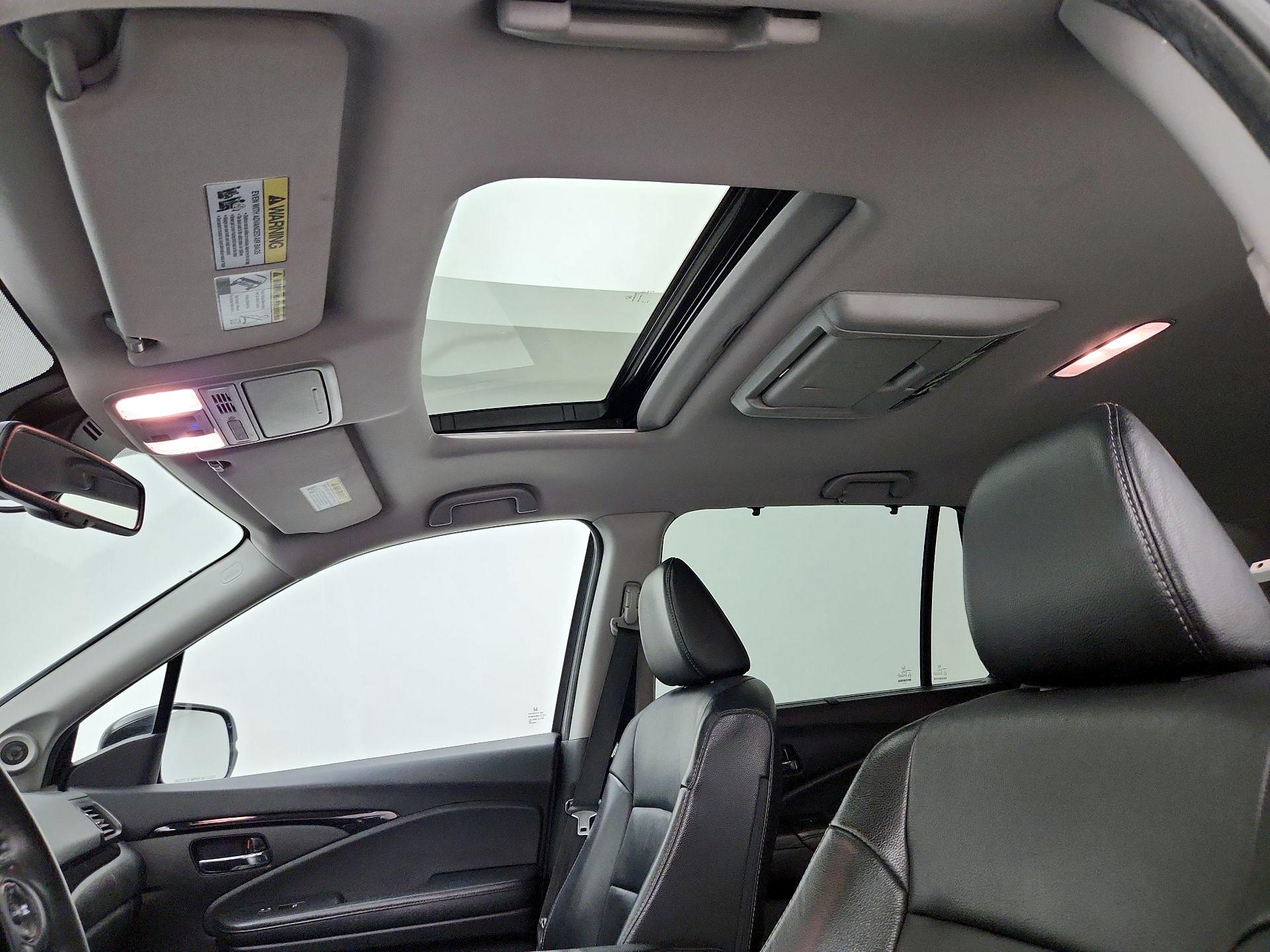 Thumbnail: 2016 Honda Pilot - 20