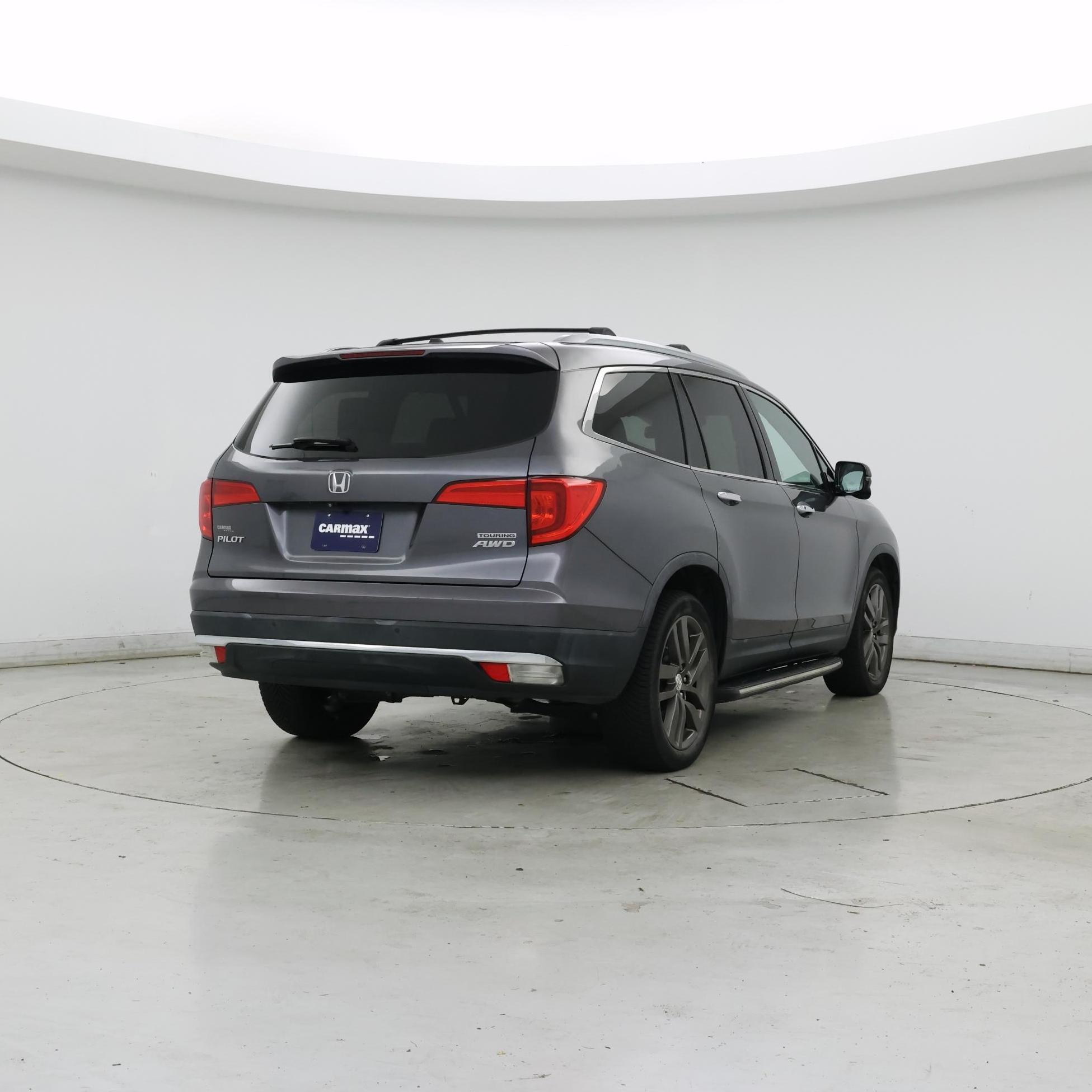 Thumbnail: 2016 Honda Pilot - 8