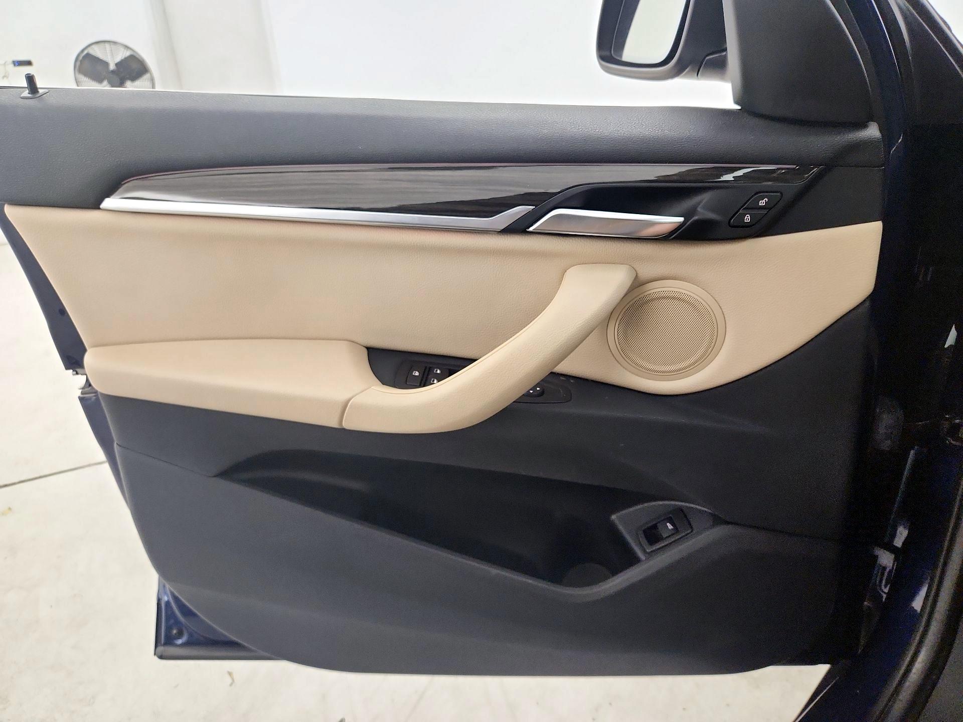 Thumbnail: 2018 BMW X1 - 12