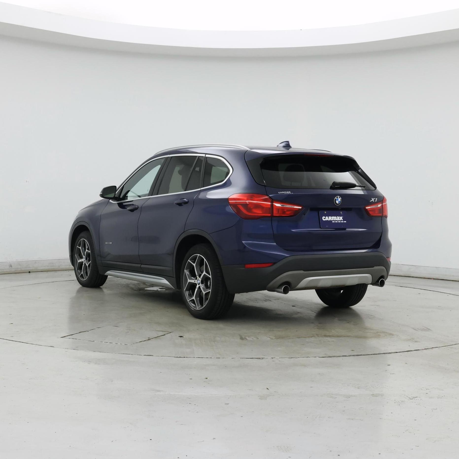 Thumbnail: 2018 BMW X1 - 2