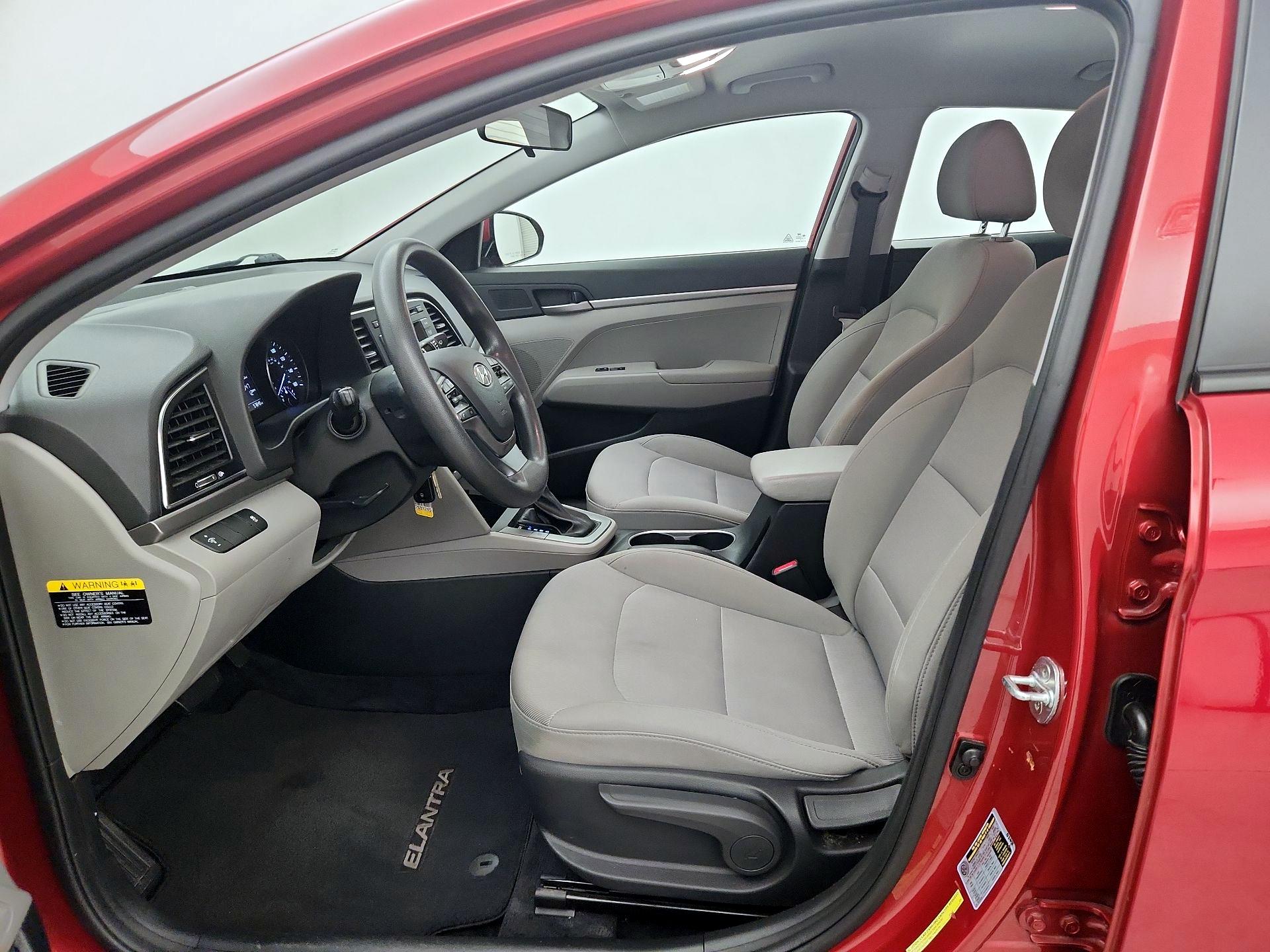 Thumbnail: 2018 Hyundai Elantra - 11