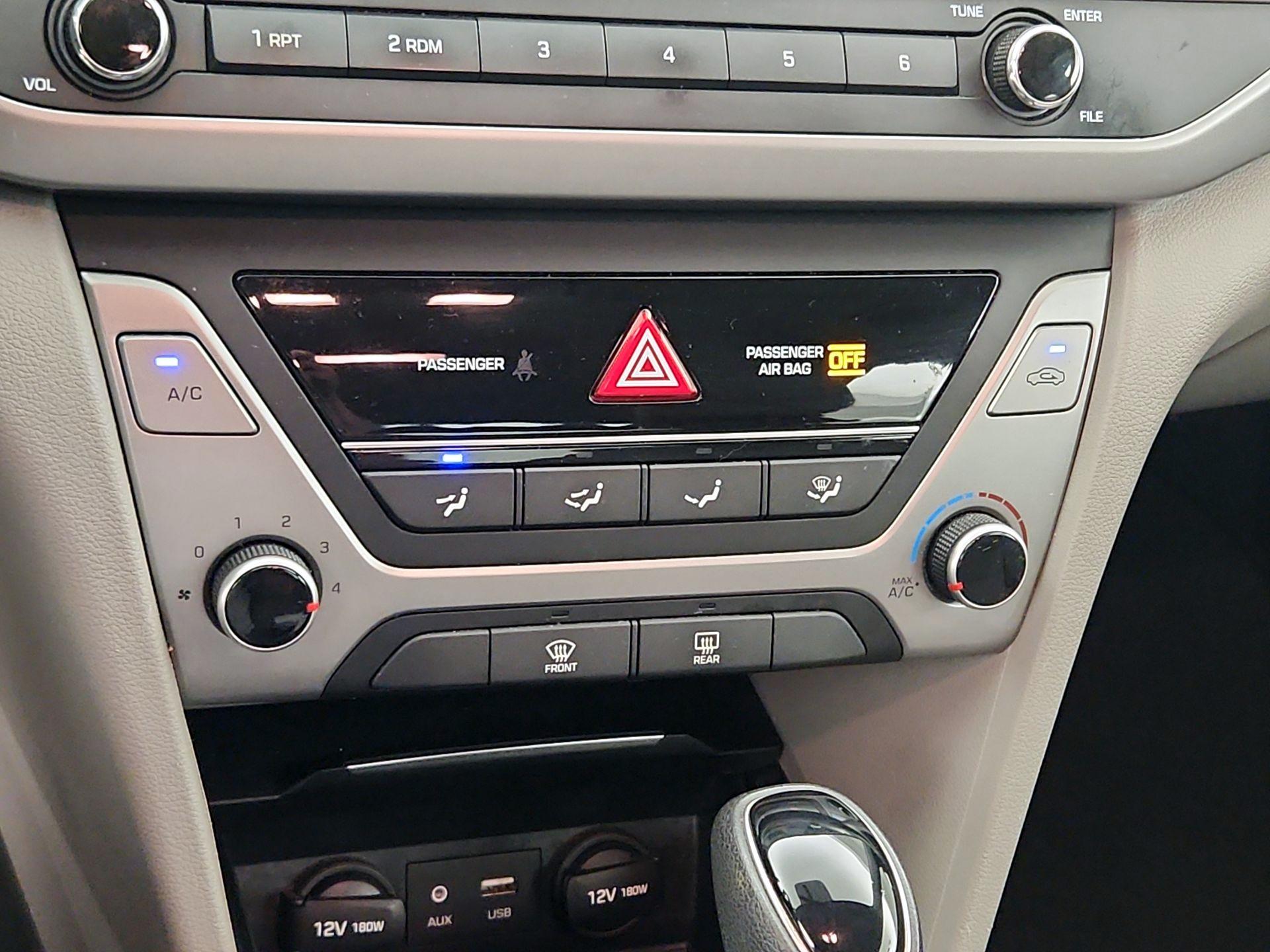 Thumbnail: 2018 Hyundai Elantra - 15