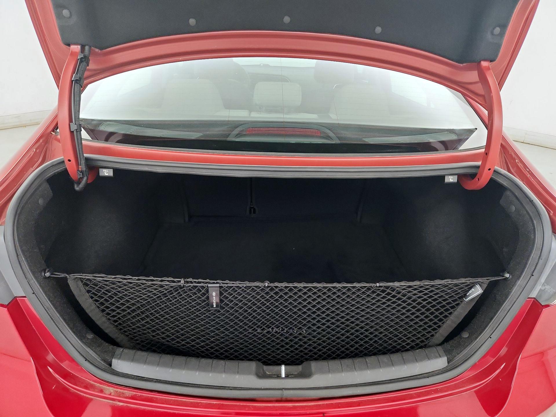 Thumbnail: 2018 Hyundai Elantra - 19