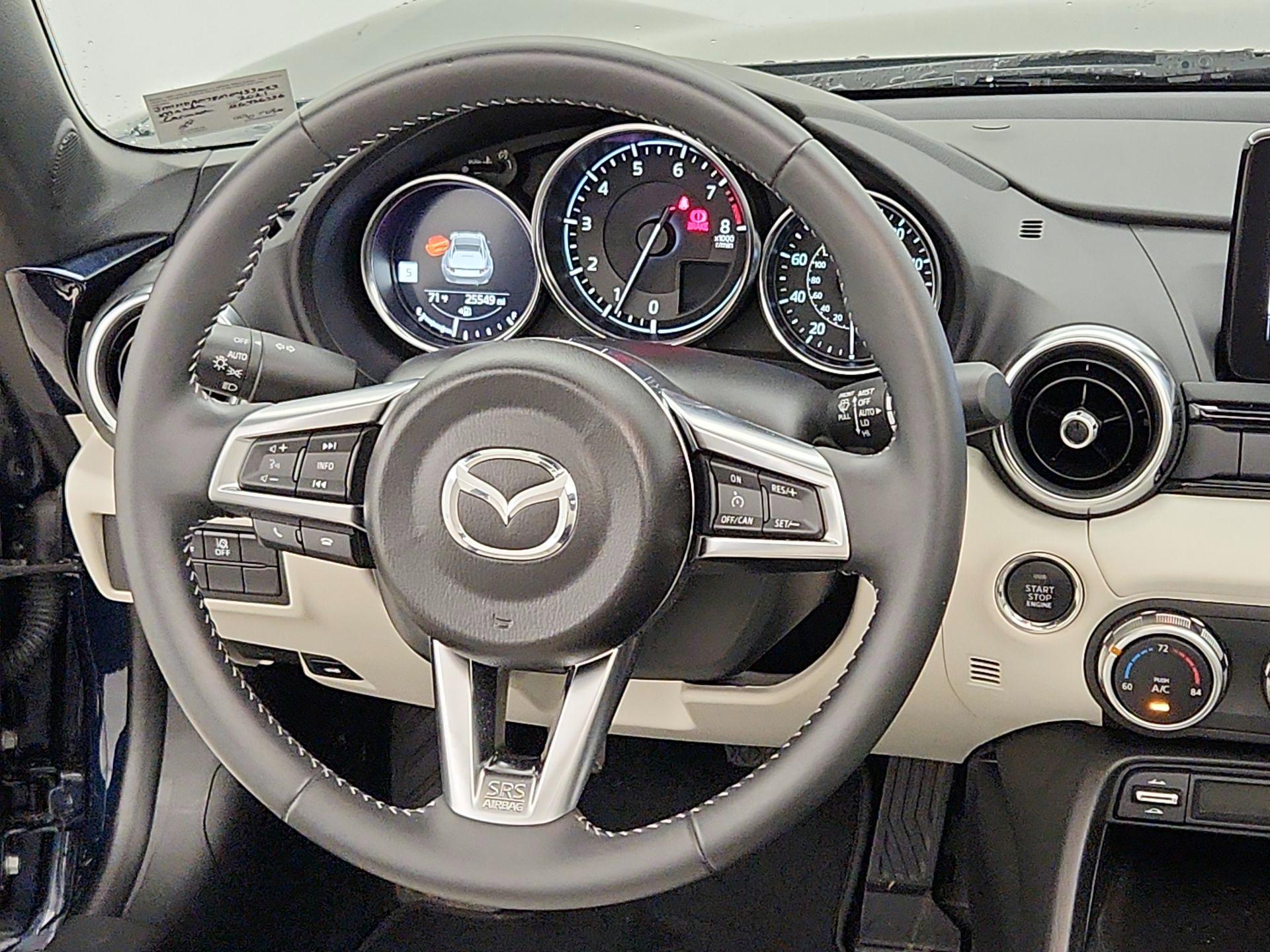 Thumbnail: 2021 Mazda MX-5 Miata - 10