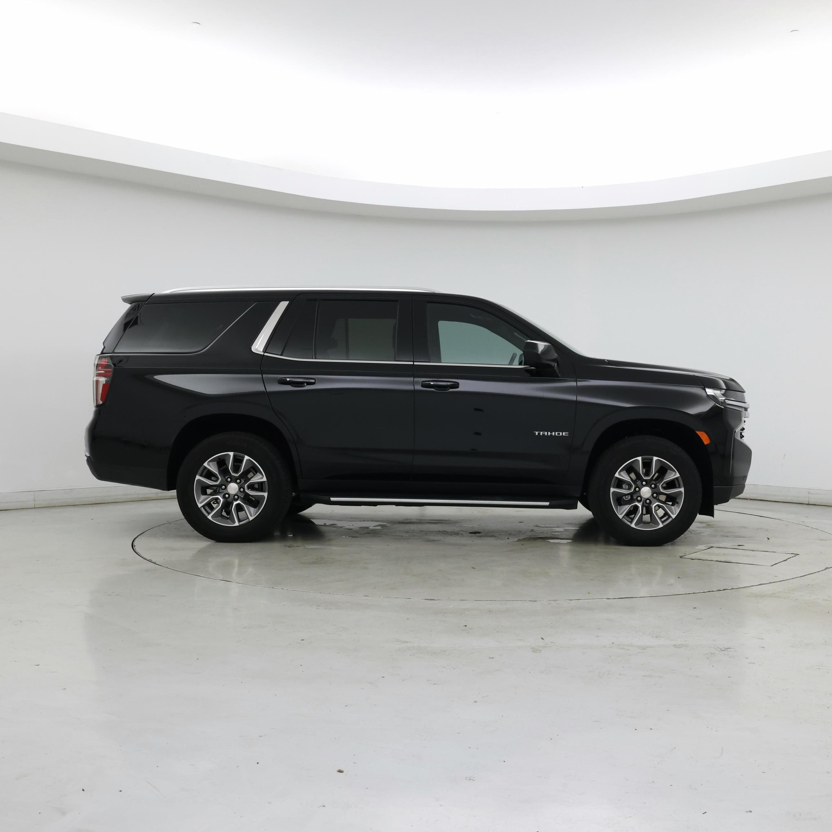 Thumbnail: 2024 Chevrolet Tahoe - 7
