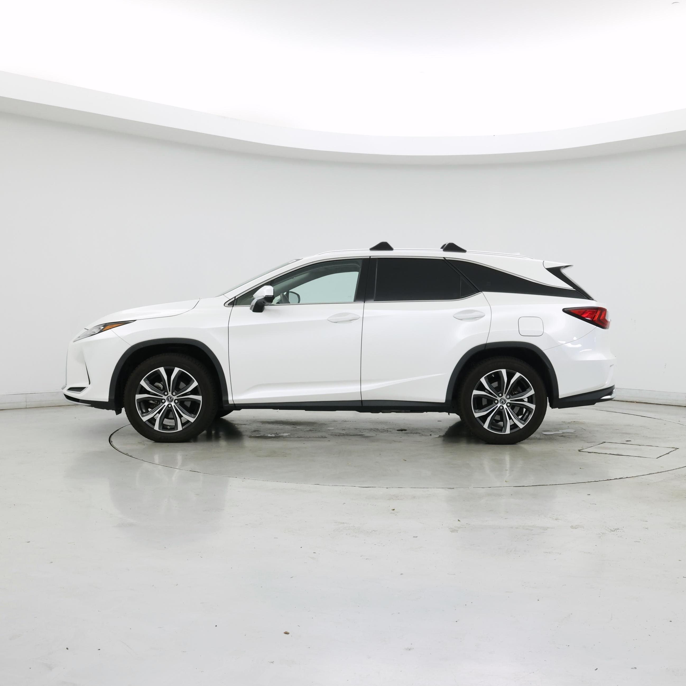 Thumbnail: 2020 Lexus RX - 3