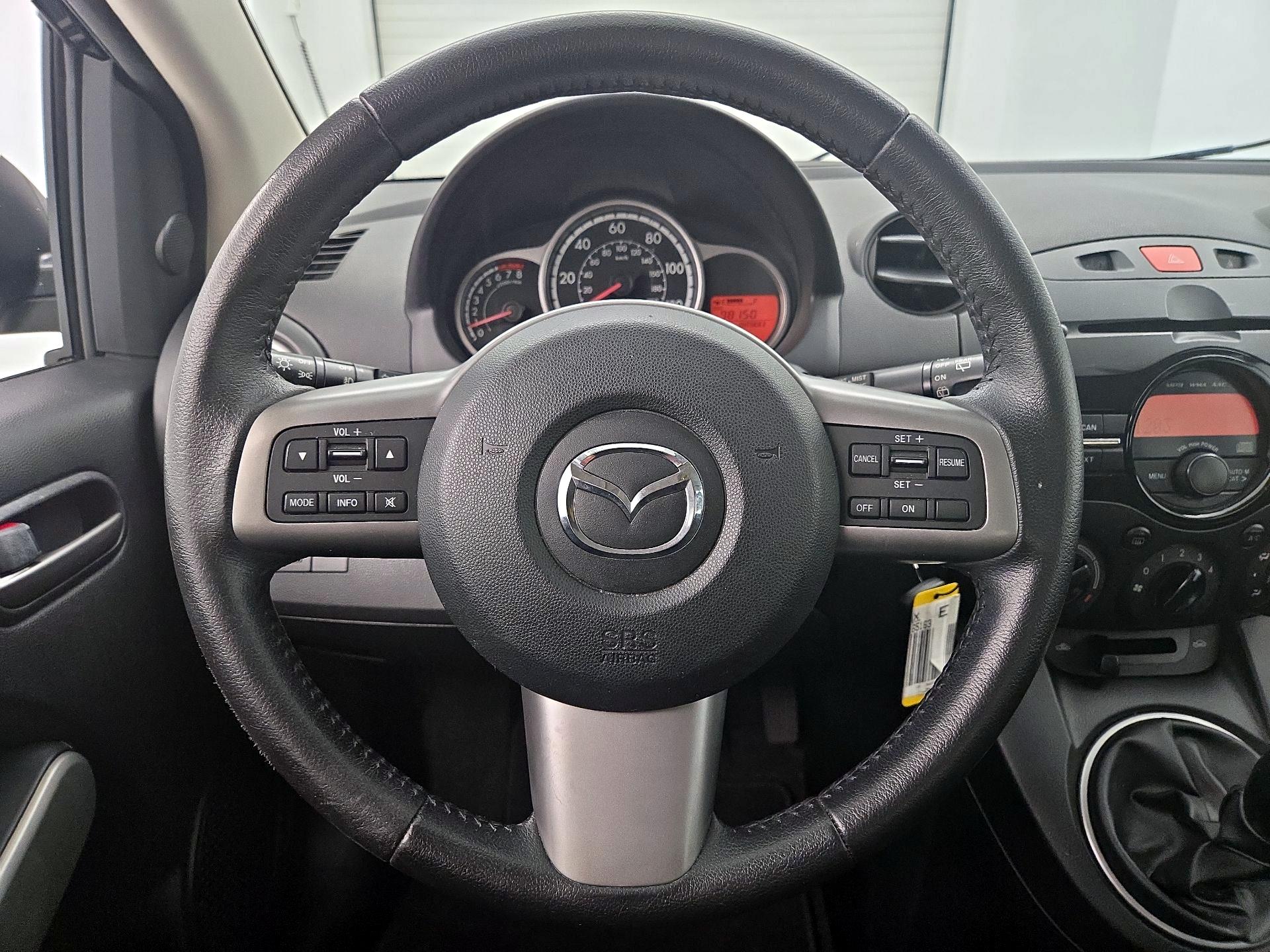 Thumbnail: 2013 Mazda Mazda2 - 10