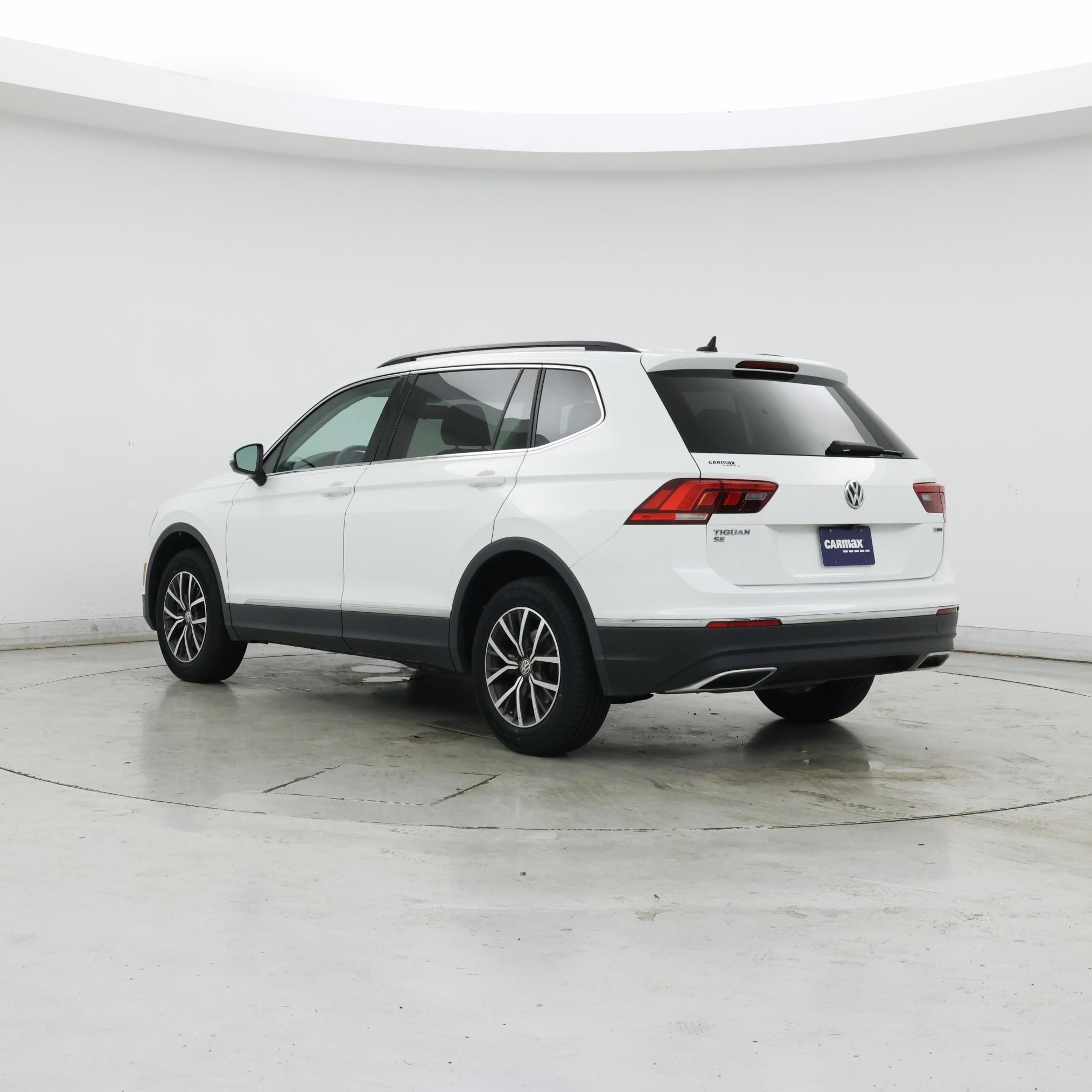 Thumbnail: 2020 Volkswagen Tiguan - 2